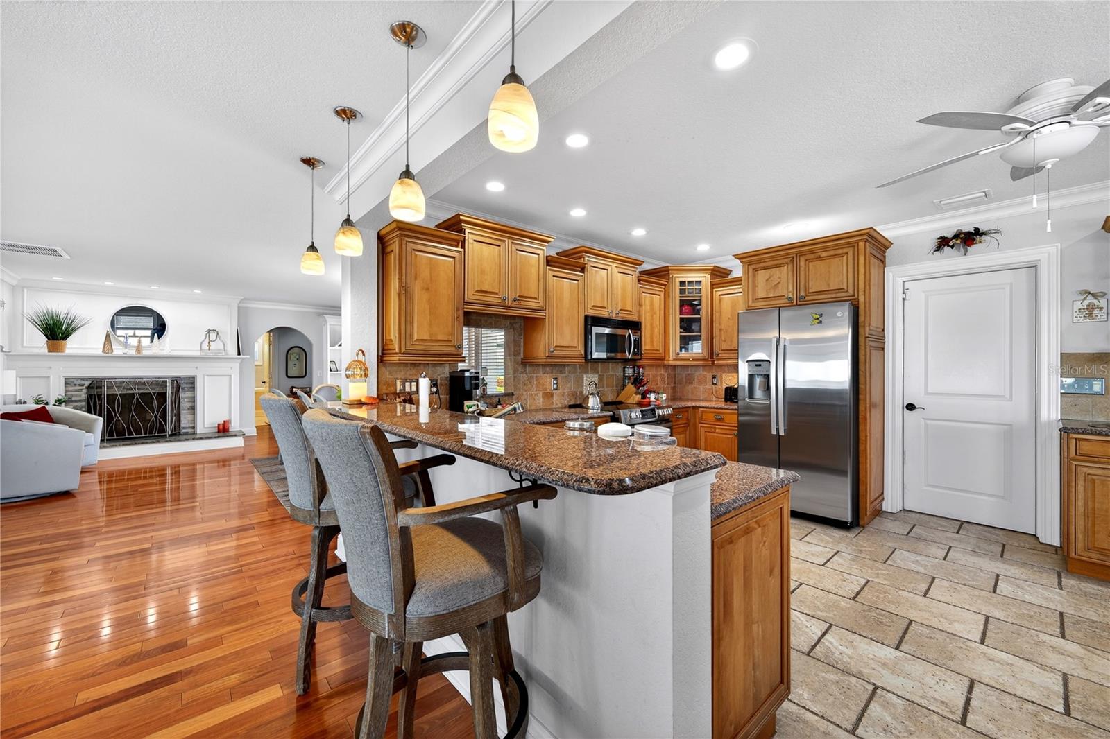 Image 13 of 29 For 2540 Bay Isle Drive Se