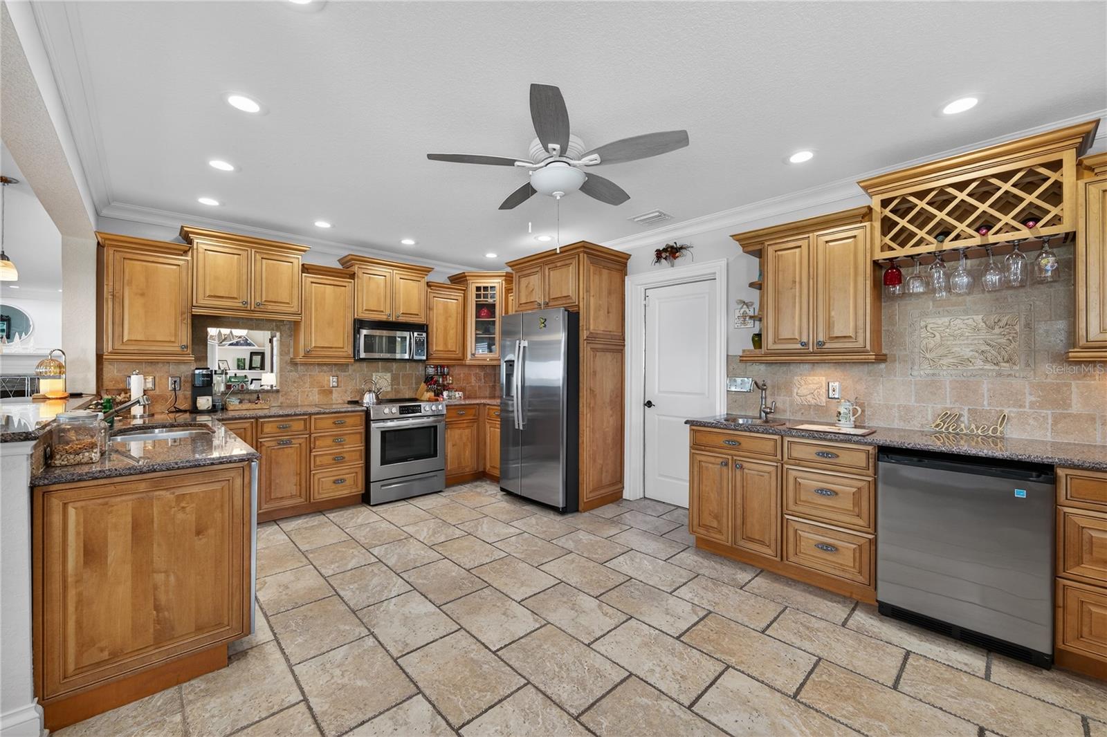 Image 14 of 29 For 2540 Bay Isle Drive Se