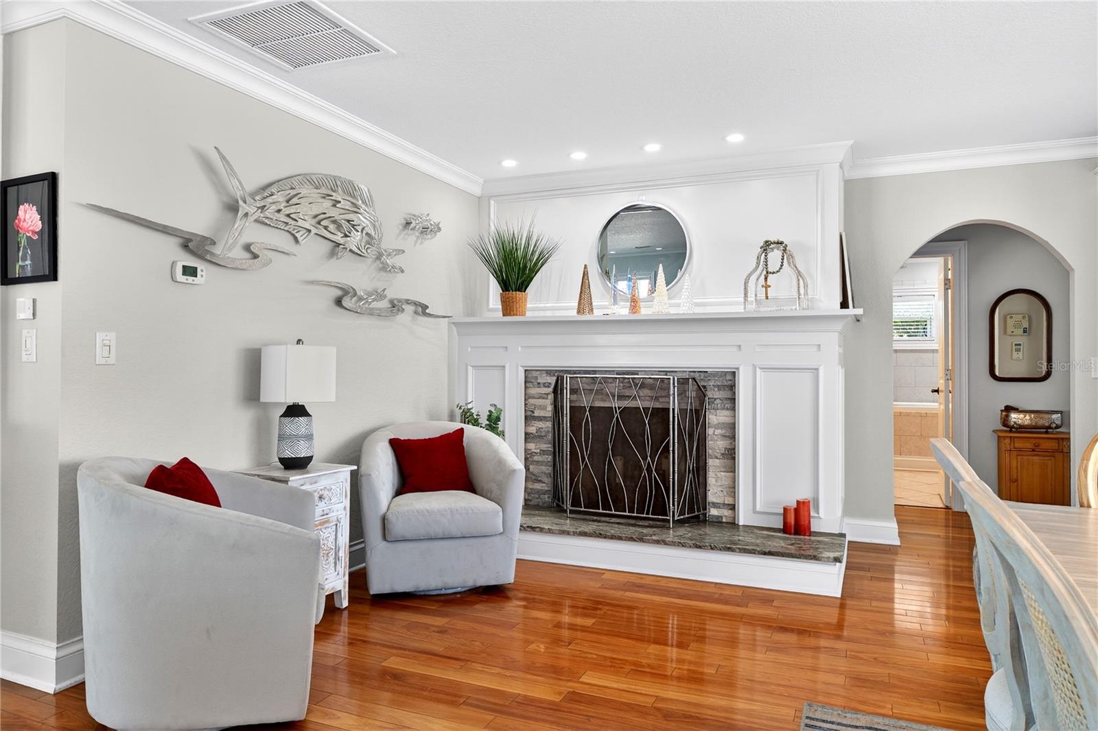 Image 19 of 29 For 2540 Bay Isle Drive Se