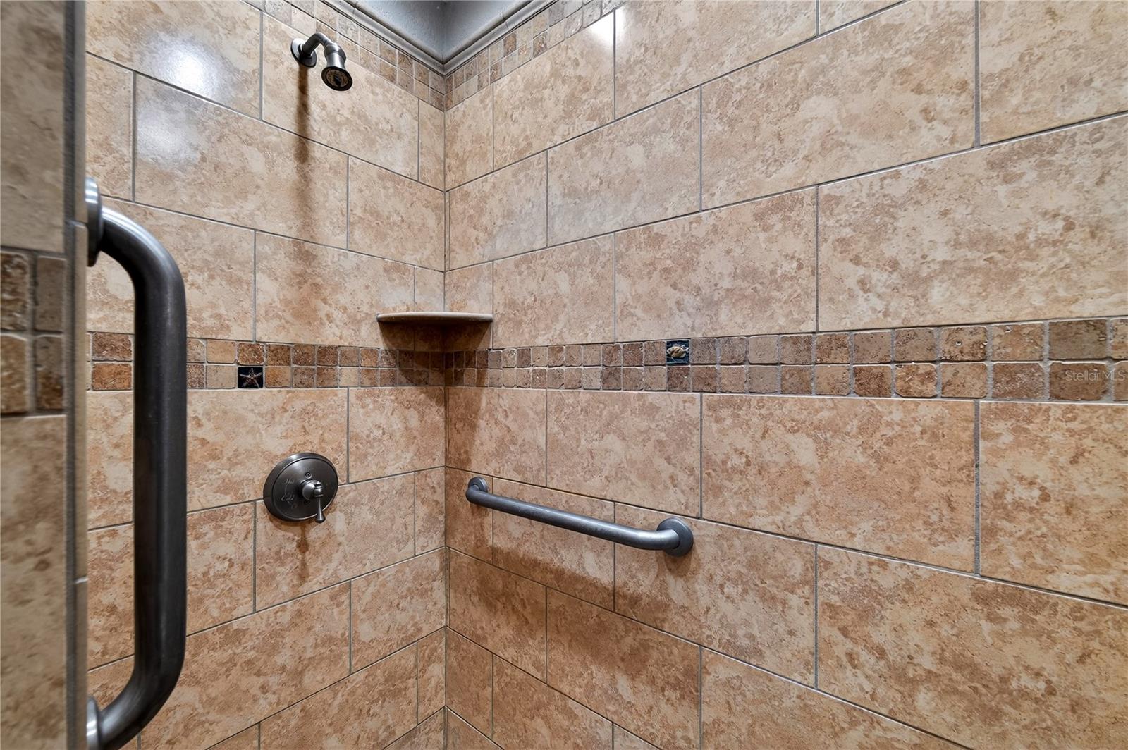 Image 27 of 29 For 2540 Bay Isle Drive Se