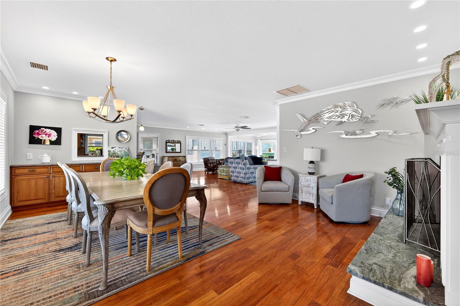 Image 8 of 29 For 2540 Bay Isle Drive Se