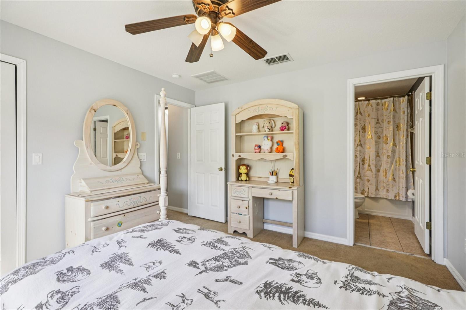 Image 15 of 25 For 5456 River Rock Road