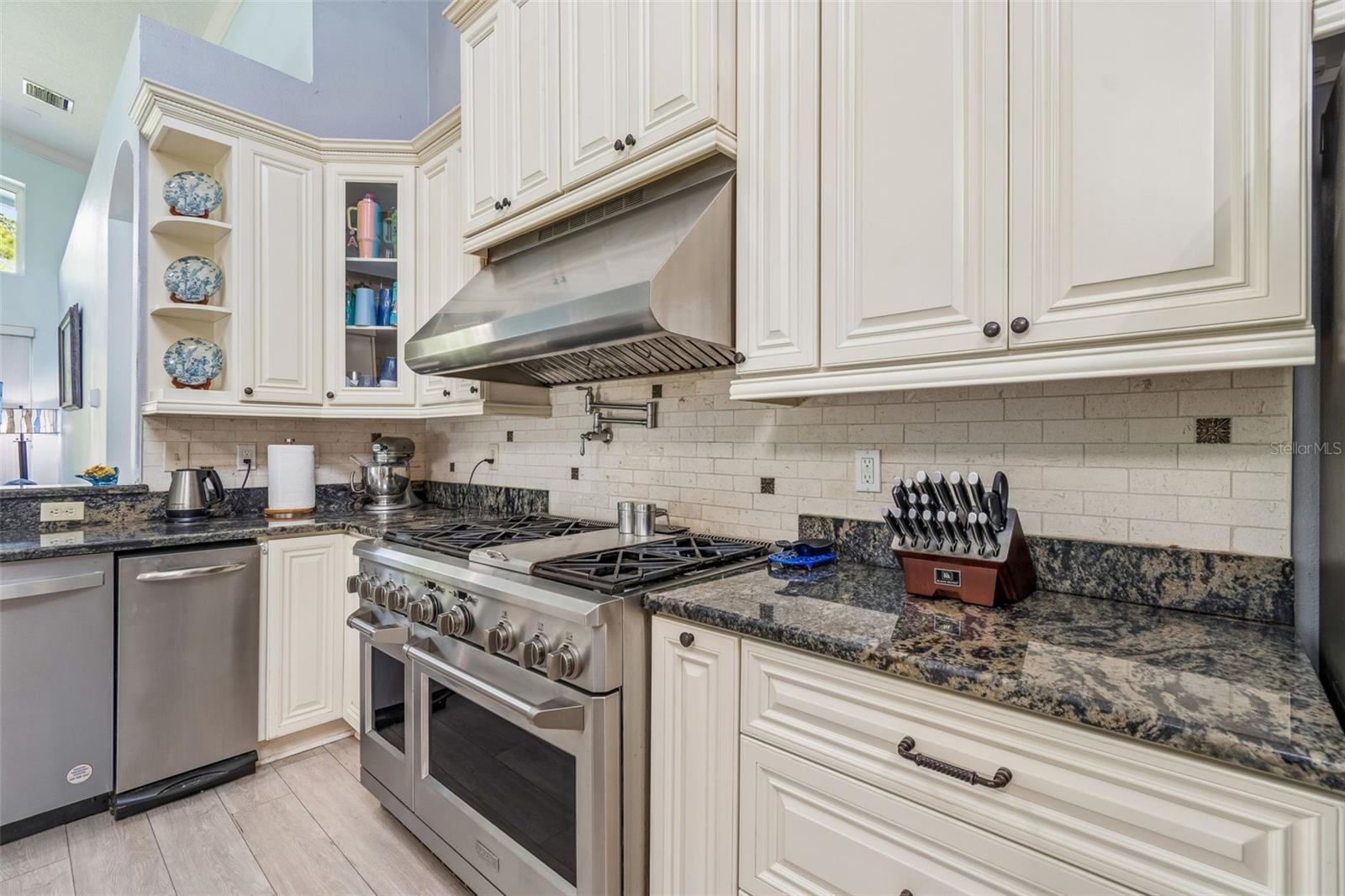 Image 17 of 64 For 5214 Villagebrook Drive