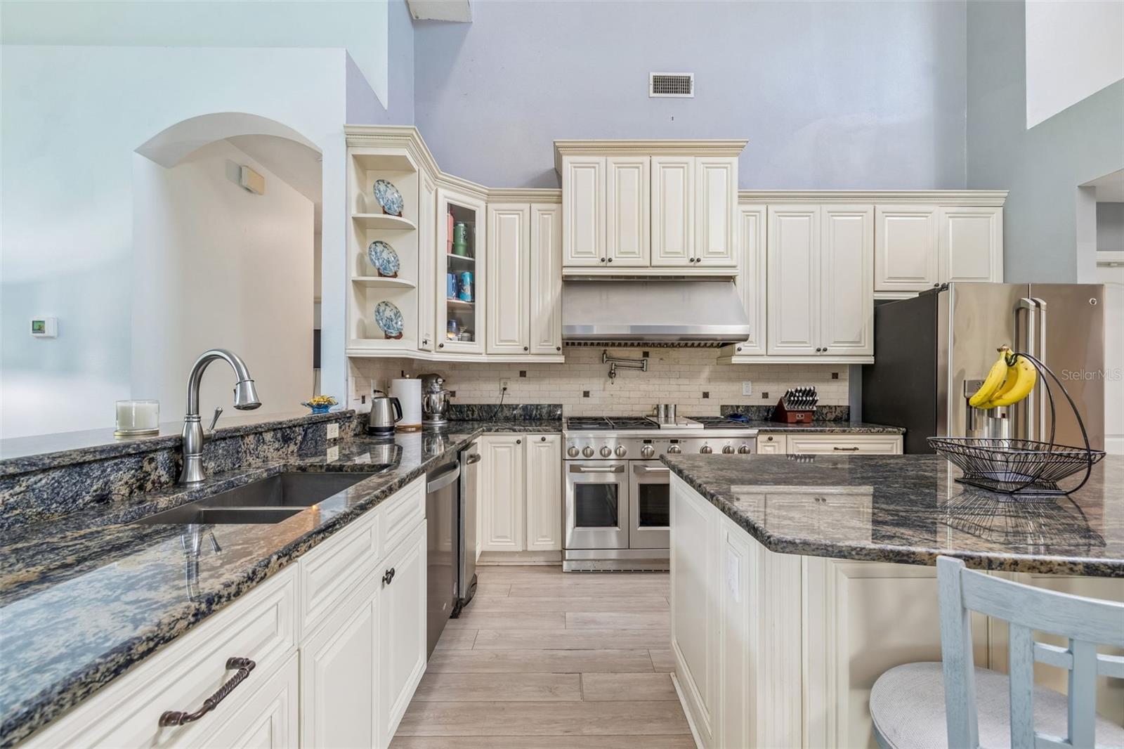 Image 18 of 64 For 5214 Villagebrook Drive