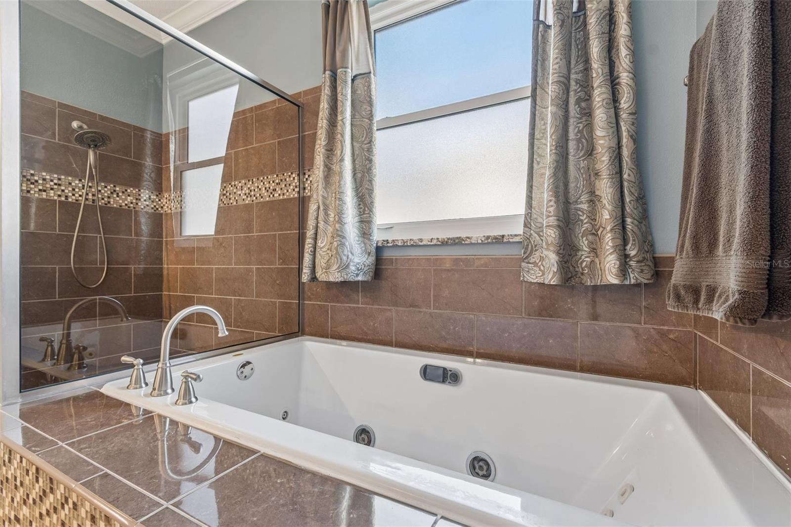 Image 36 of 64 For 5214 Villagebrook Drive