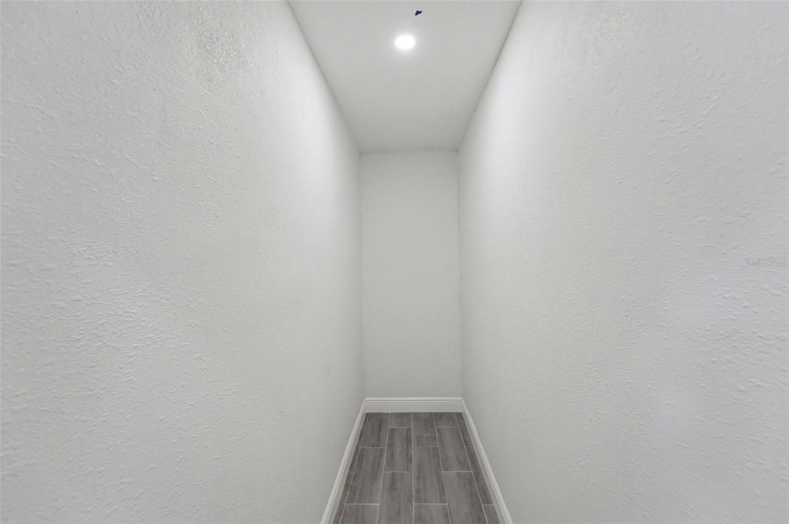 Image 15 of 32 For 318 Bath Street