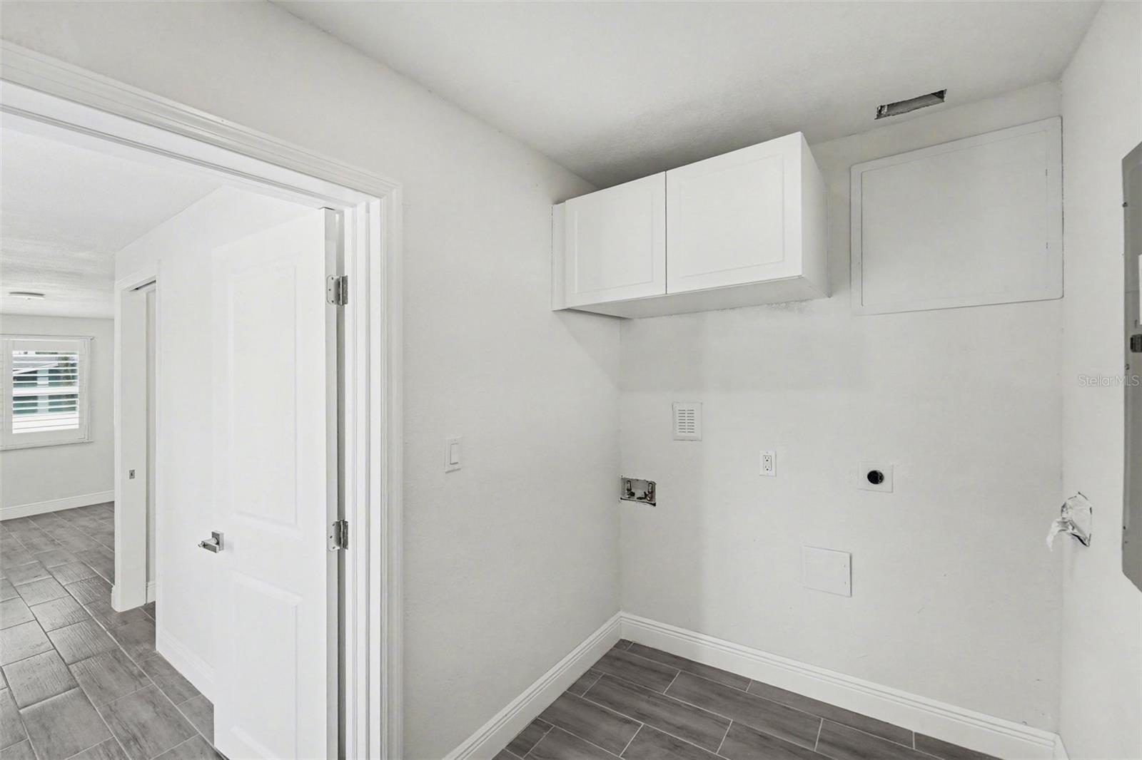 Image 25 of 32 For 318 Bath Street