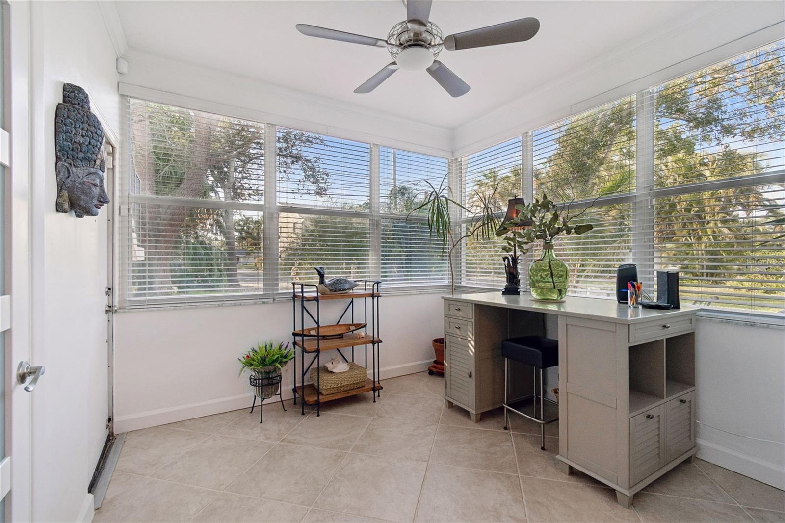 Image 18 of 43 For 1338 Snell Isle Boulevard Ne 2