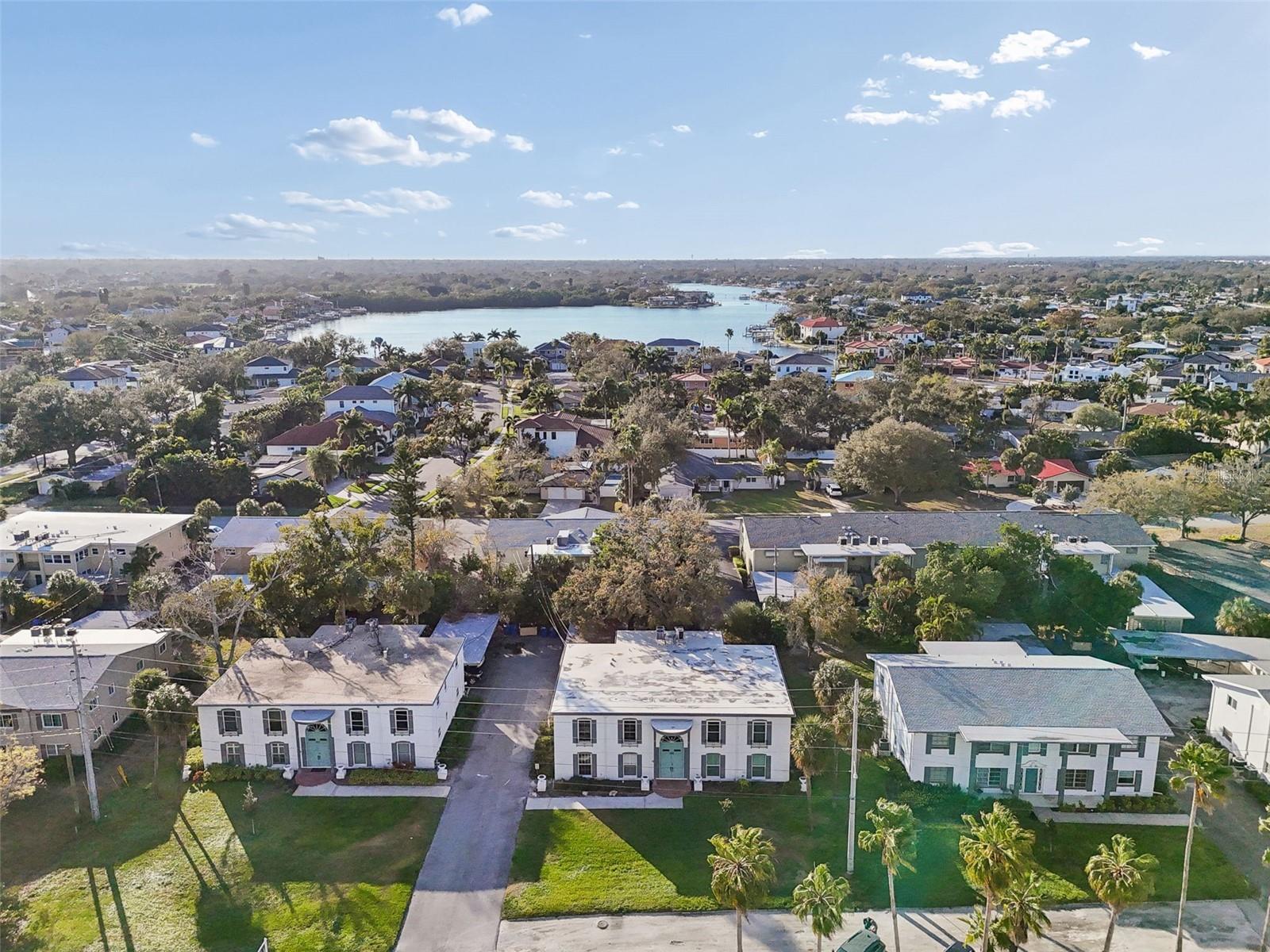 Image 33 of 43 For 1338 Snell Isle Boulevard Ne 2