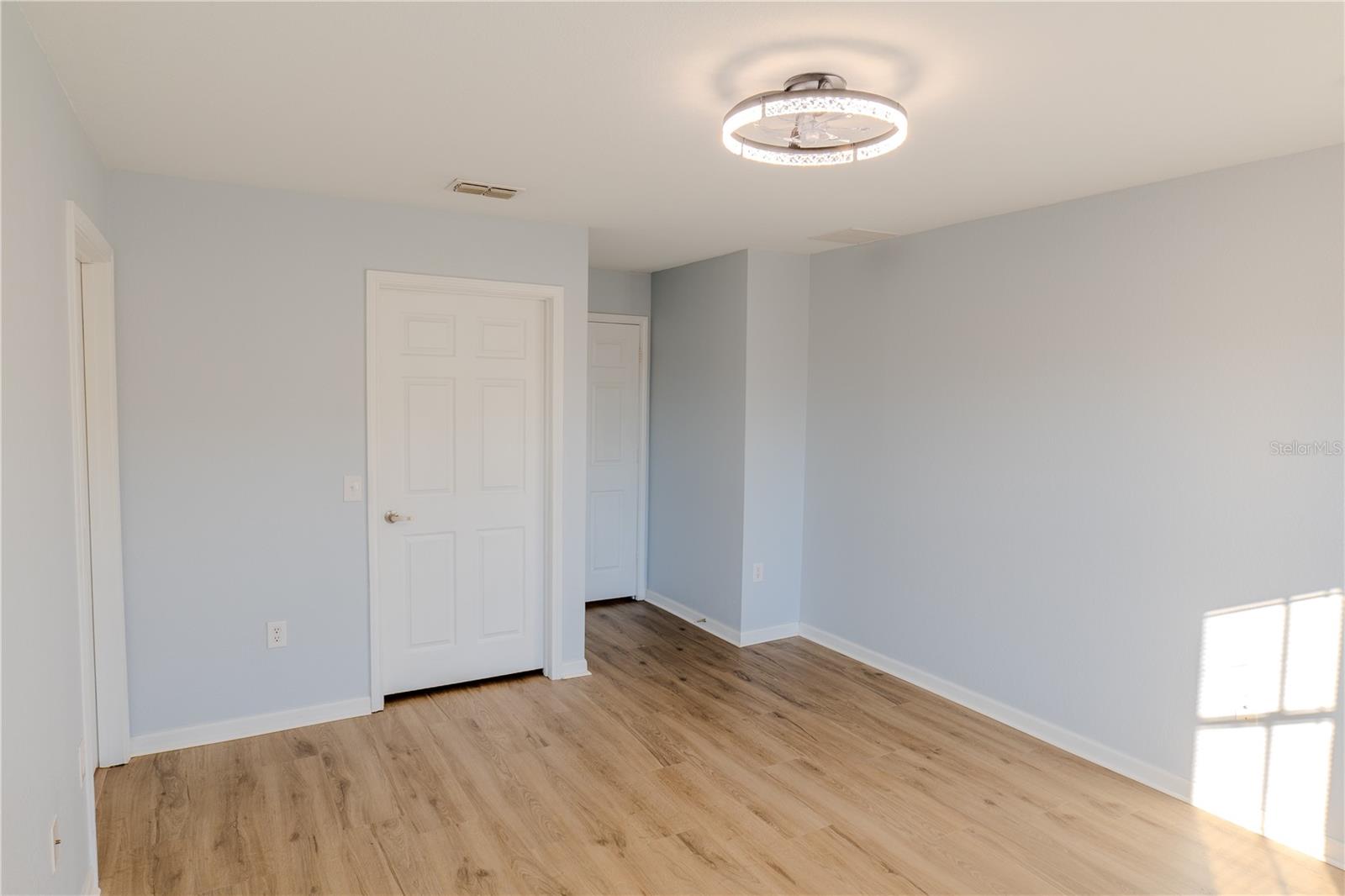 Image 11 of 26 For 8208 Downpatrick Court