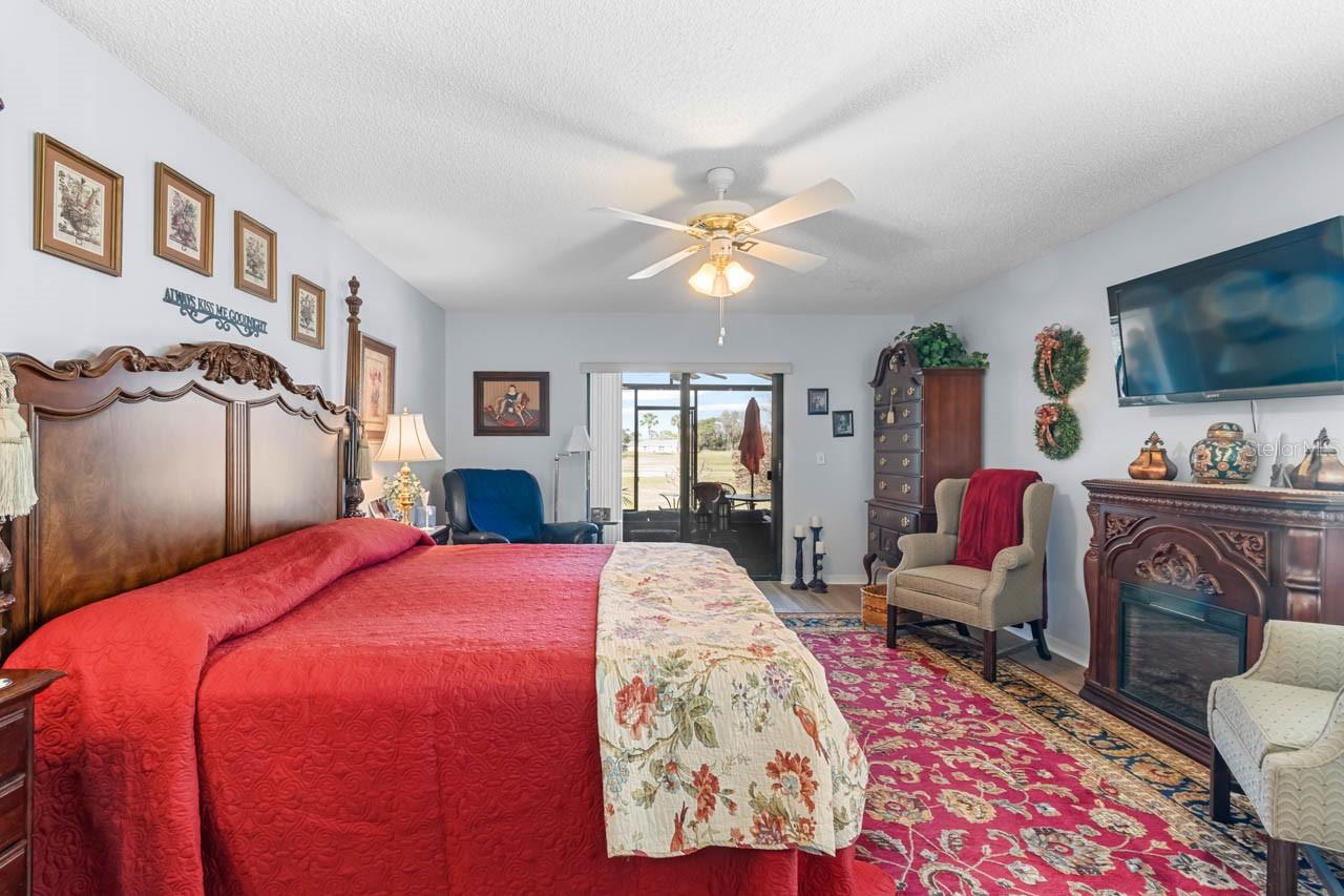 Image 18 of 31 For 2111 View Drive