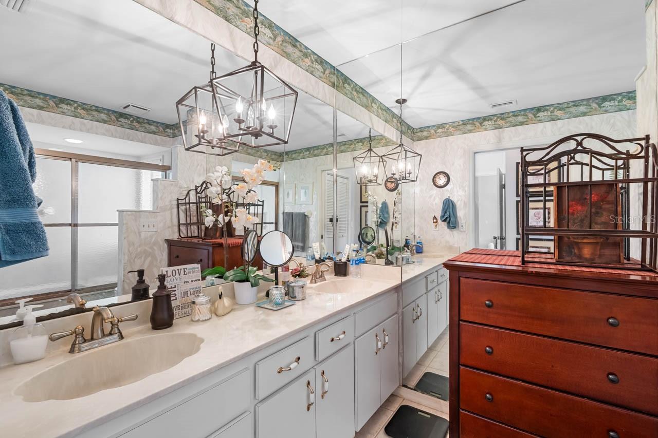 Image 20 of 31 For 2111 View Drive