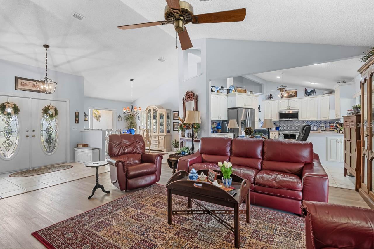 Image 7 of 31 For 2111 View Drive