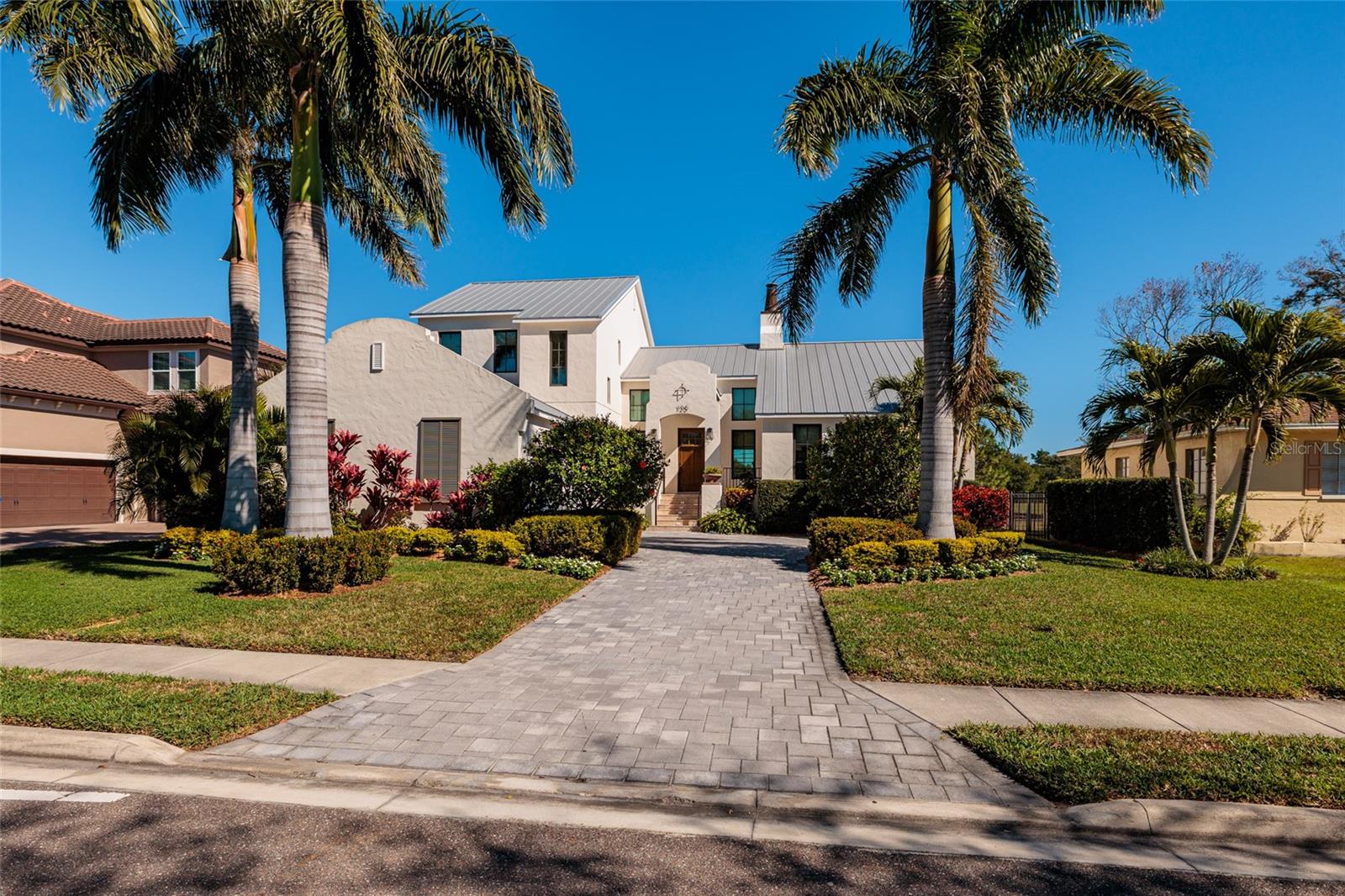 Image 2 of 44 For 125 Almedo Way Way Ne