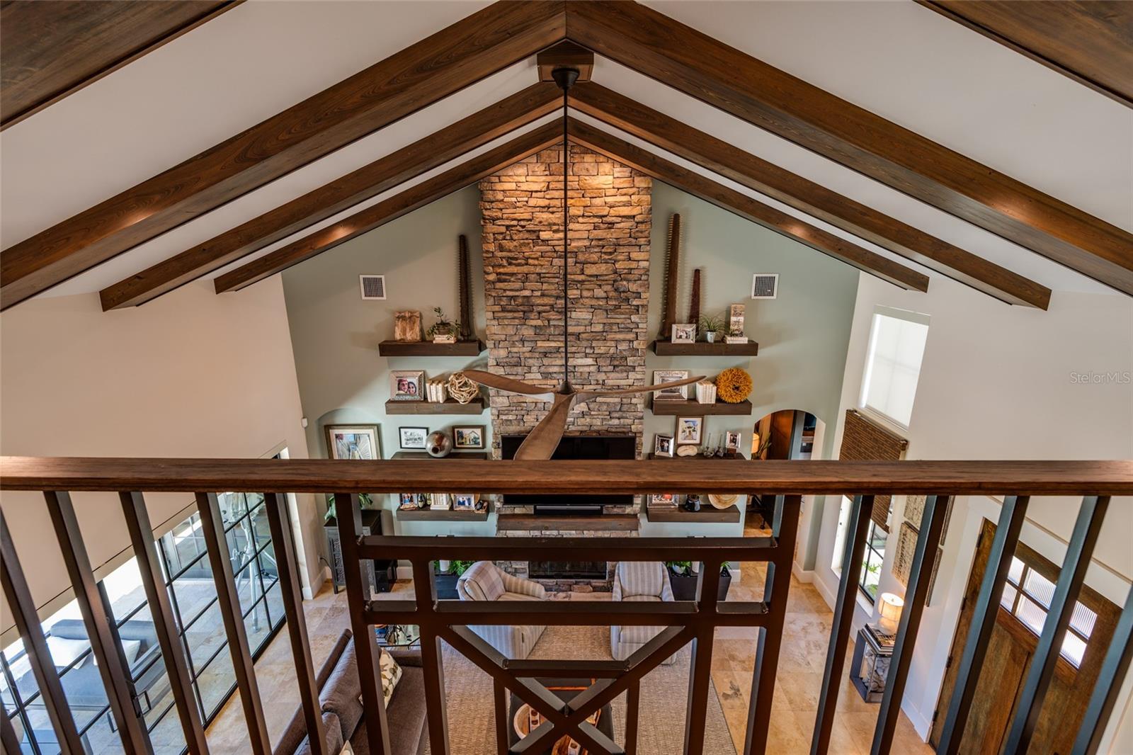 Image 27 of 44 For 125 Almedo Way Way Ne