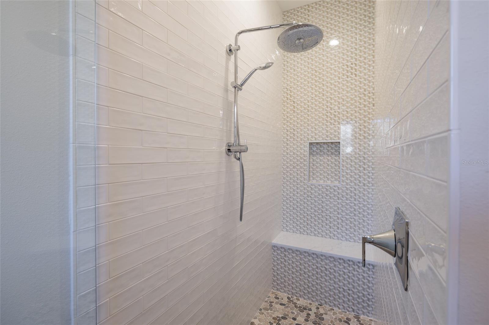 Image 30 of 44 For 125 Almedo Way Way Ne