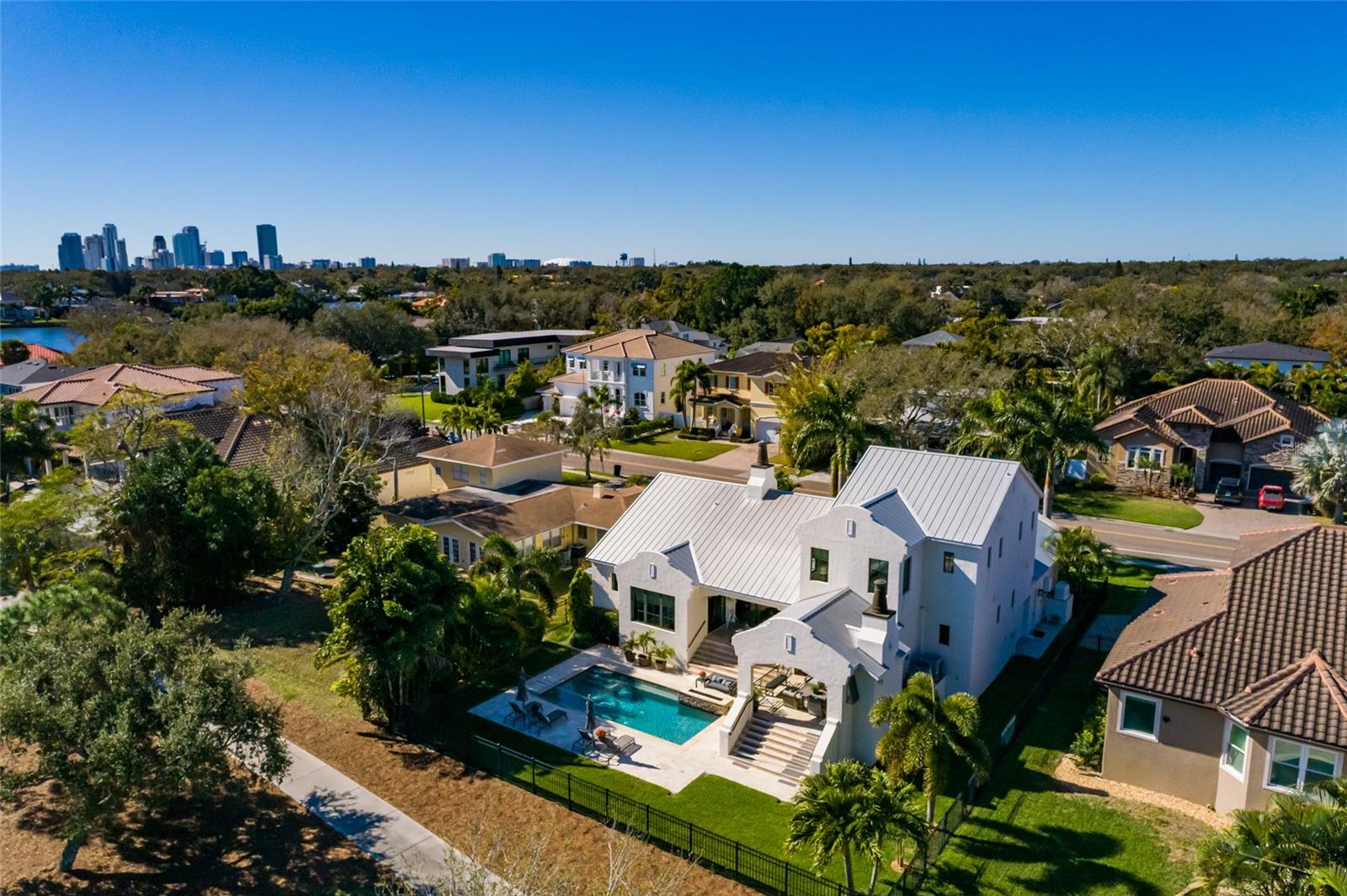 Image 42 of 44 For 125 Almedo Way Way Ne