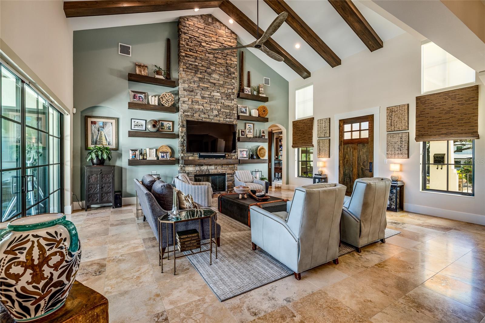 Image 8 of 44 For 125 Almedo Way Way Ne