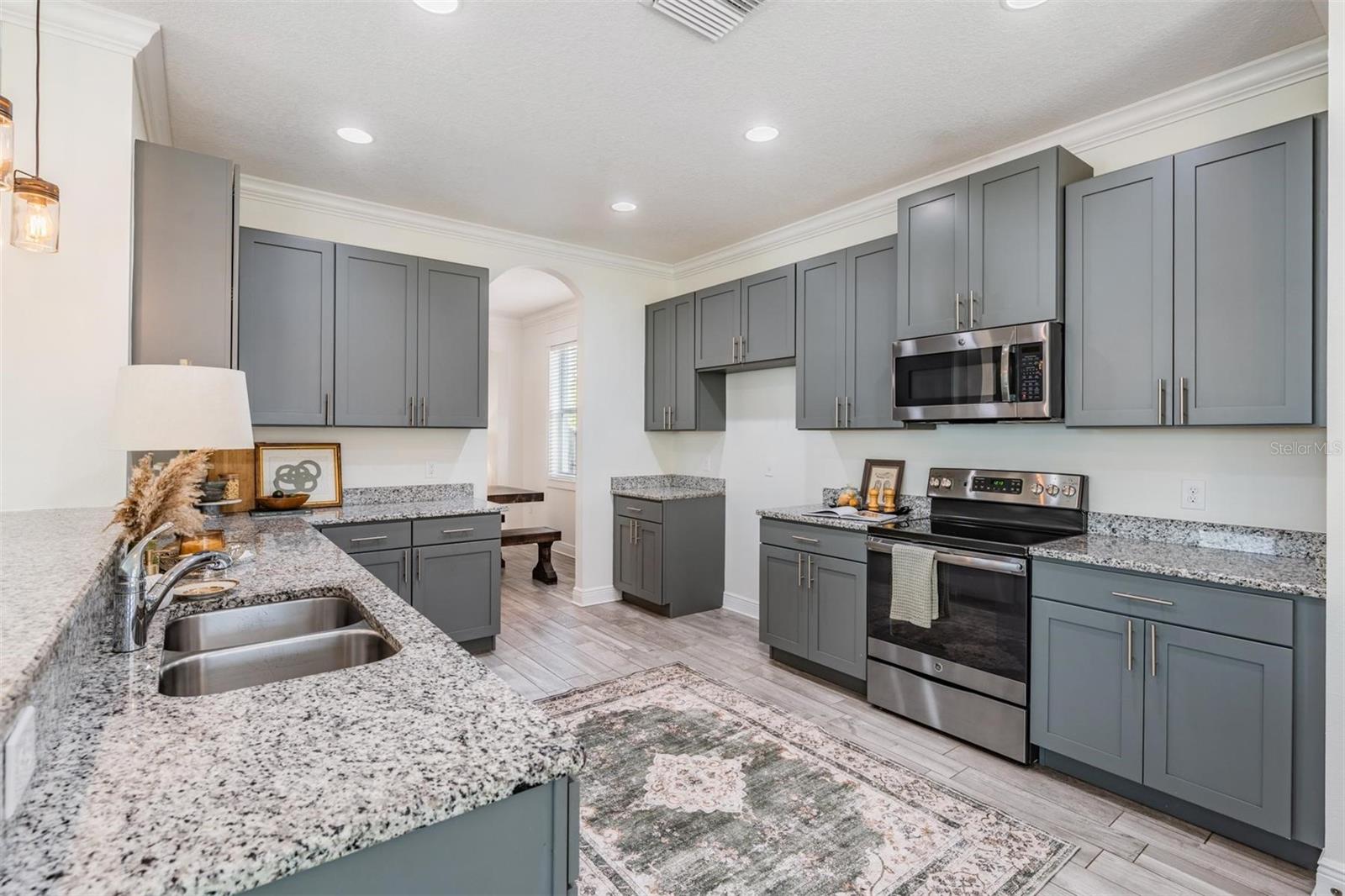 Image 14 of 41 For 211 Matanzas Avenue