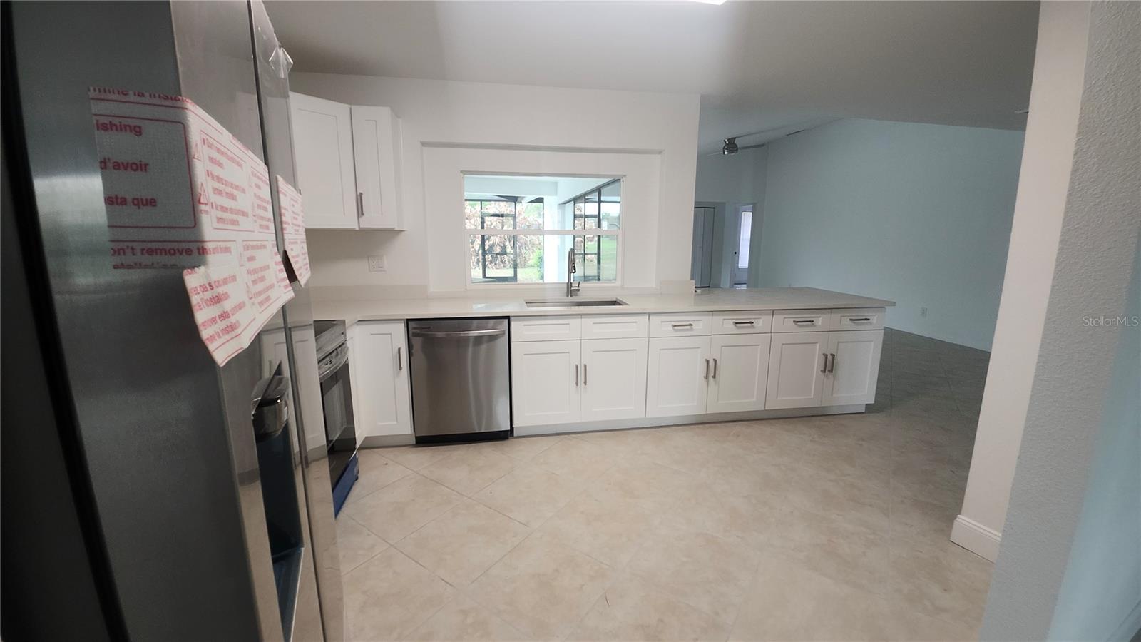 Image 5 of 18 For 2001 Country Club Court