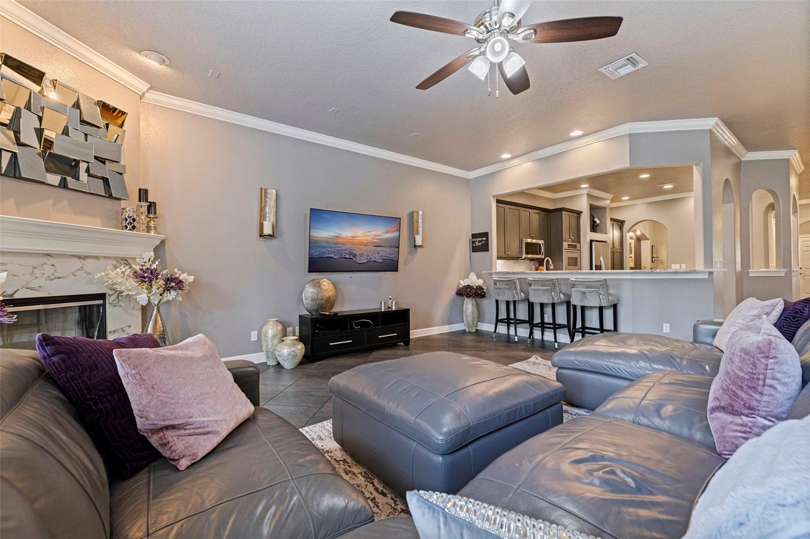 Image 19 of 56 For 618 Saxony Boulevard