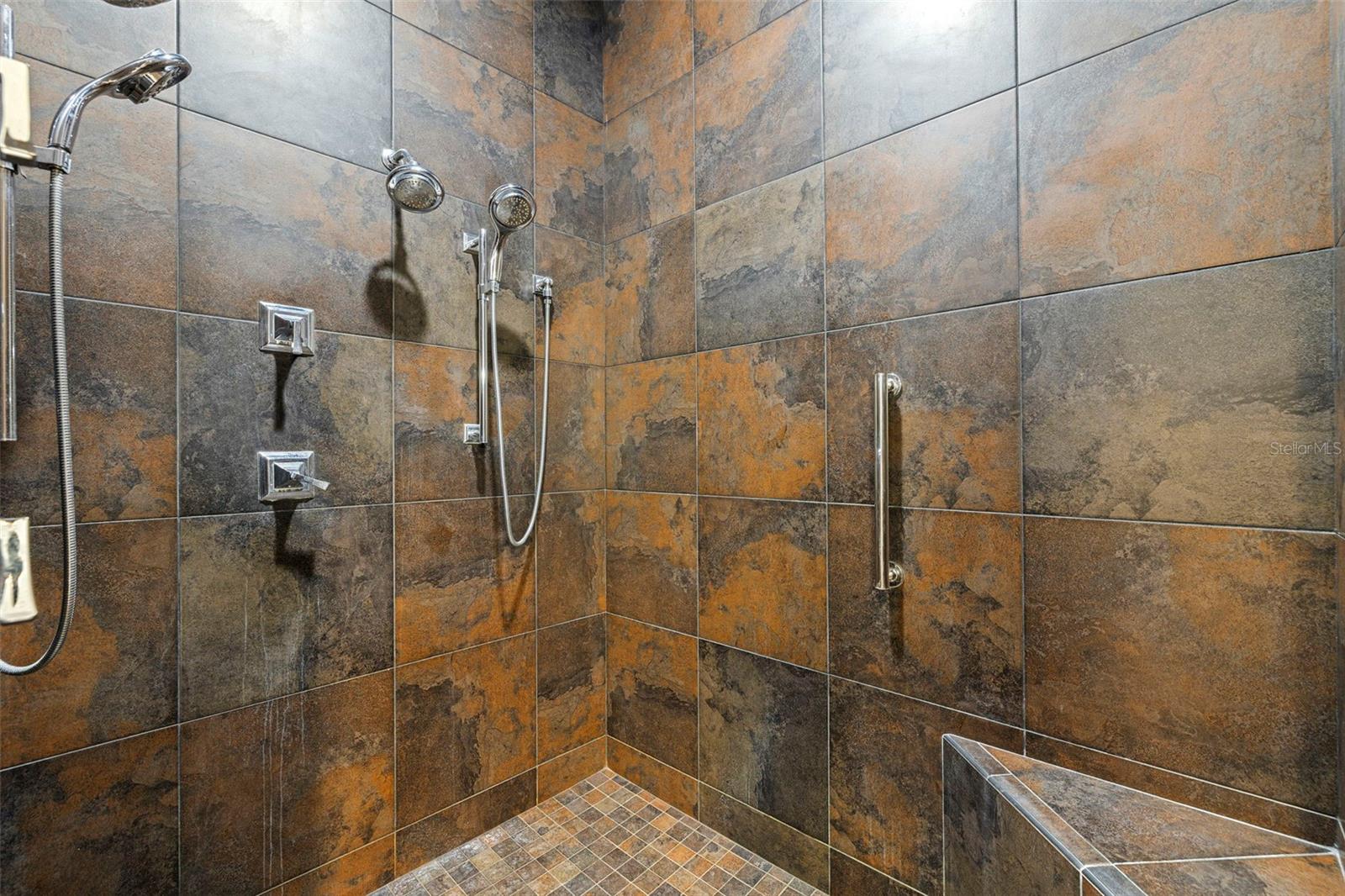 Image 30 of 56 For 618 Saxony Boulevard