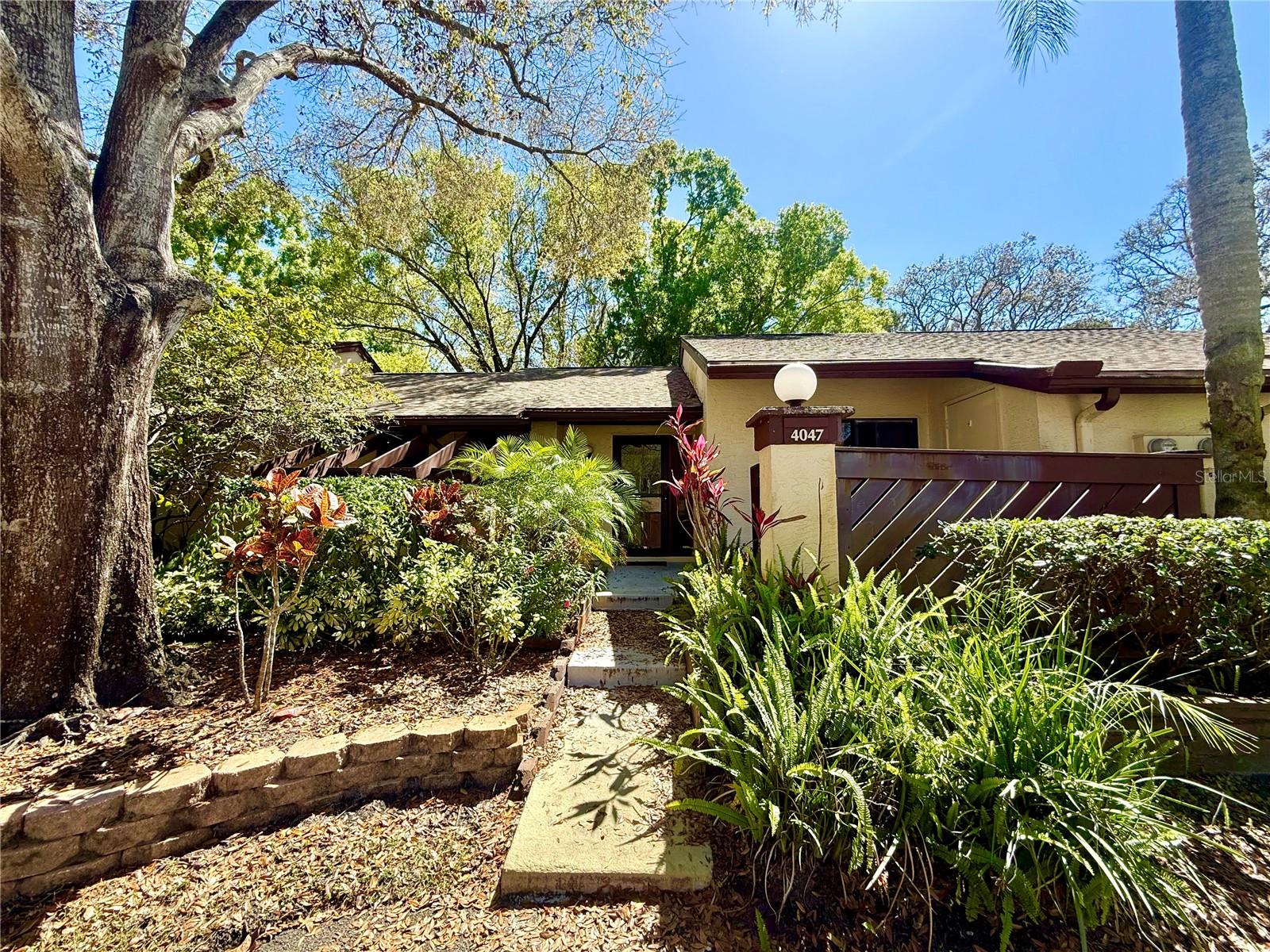 Details for 4047 Arrowwood Court, PALM HARBOR, FL 34684