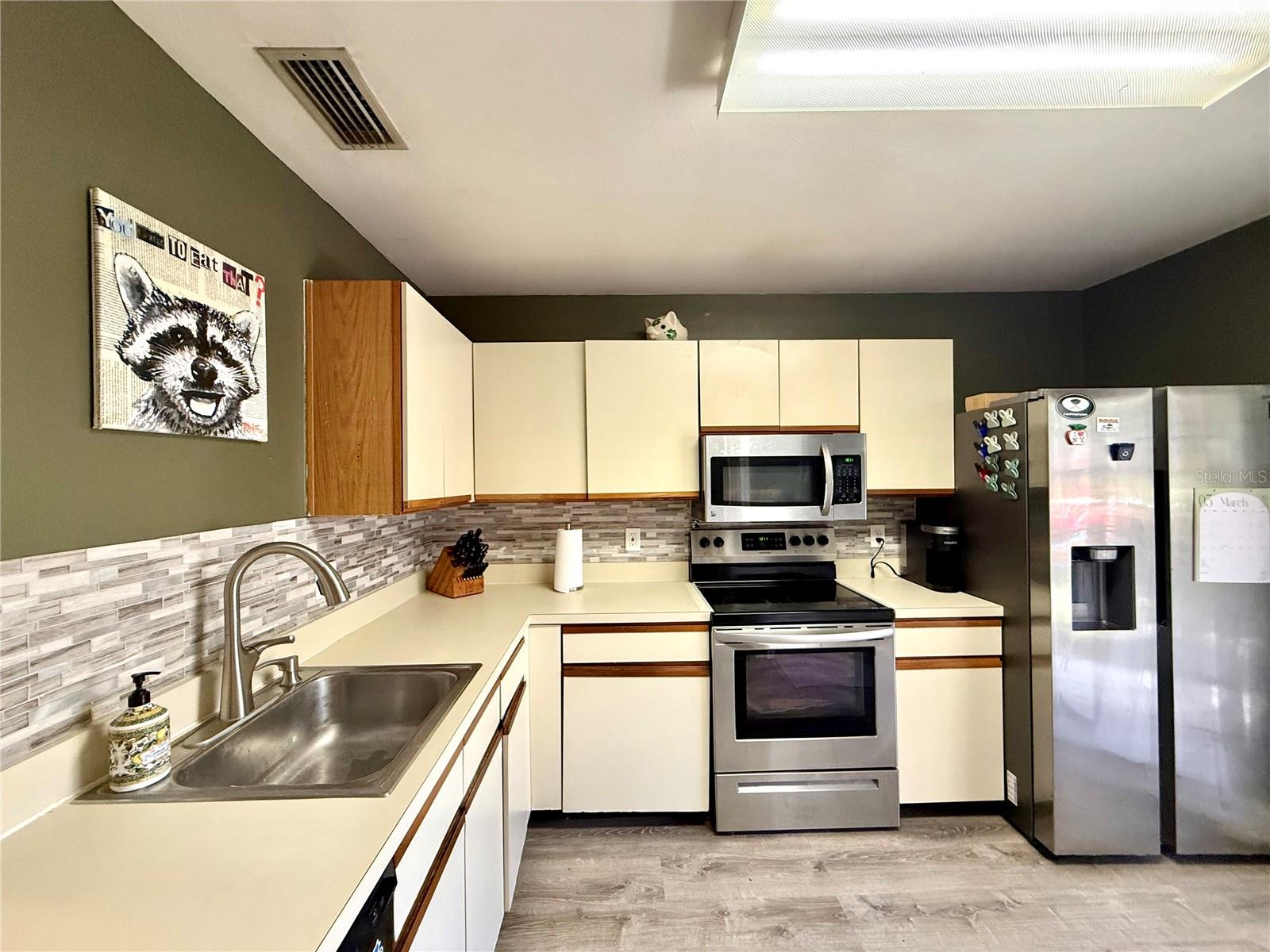 Image 12 of 32 For 4047 Arrowwood Court