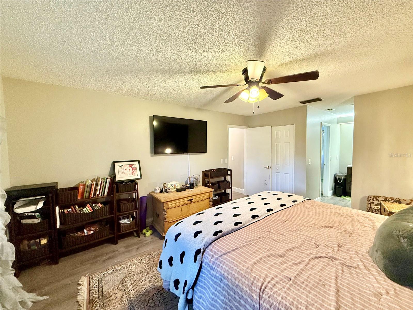 Image 16 of 32 For 4047 Arrowwood Court