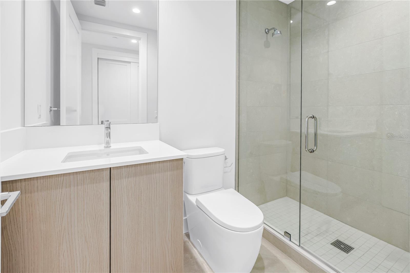 Image 23 of 70 For 275 1st Avenue S 1703