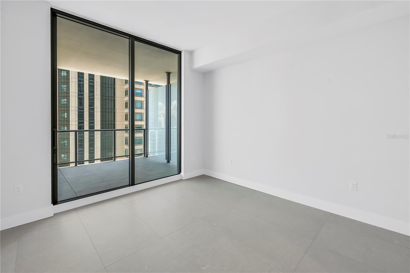 Image 28 of 70 For 275 1st Avenue S 1703