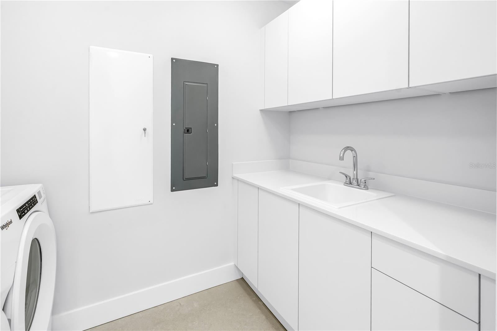 Image 38 of 70 For 275 1st Avenue S 1703