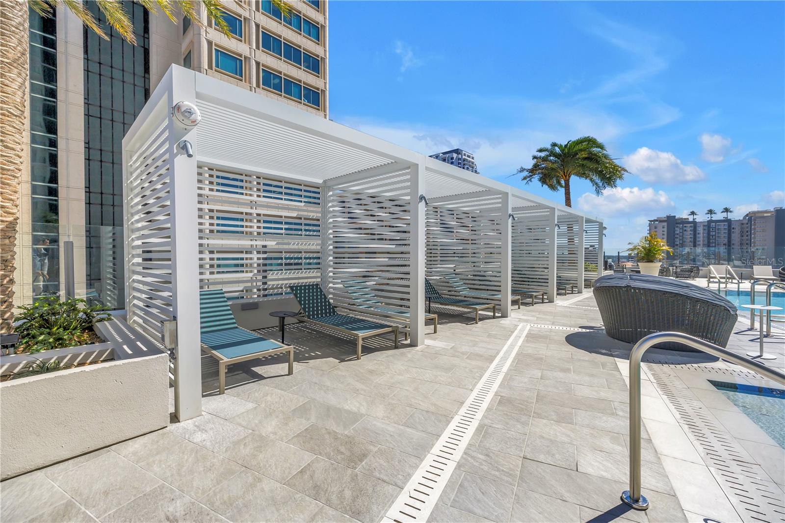 Image 45 of 70 For 275 1st Avenue S 1703