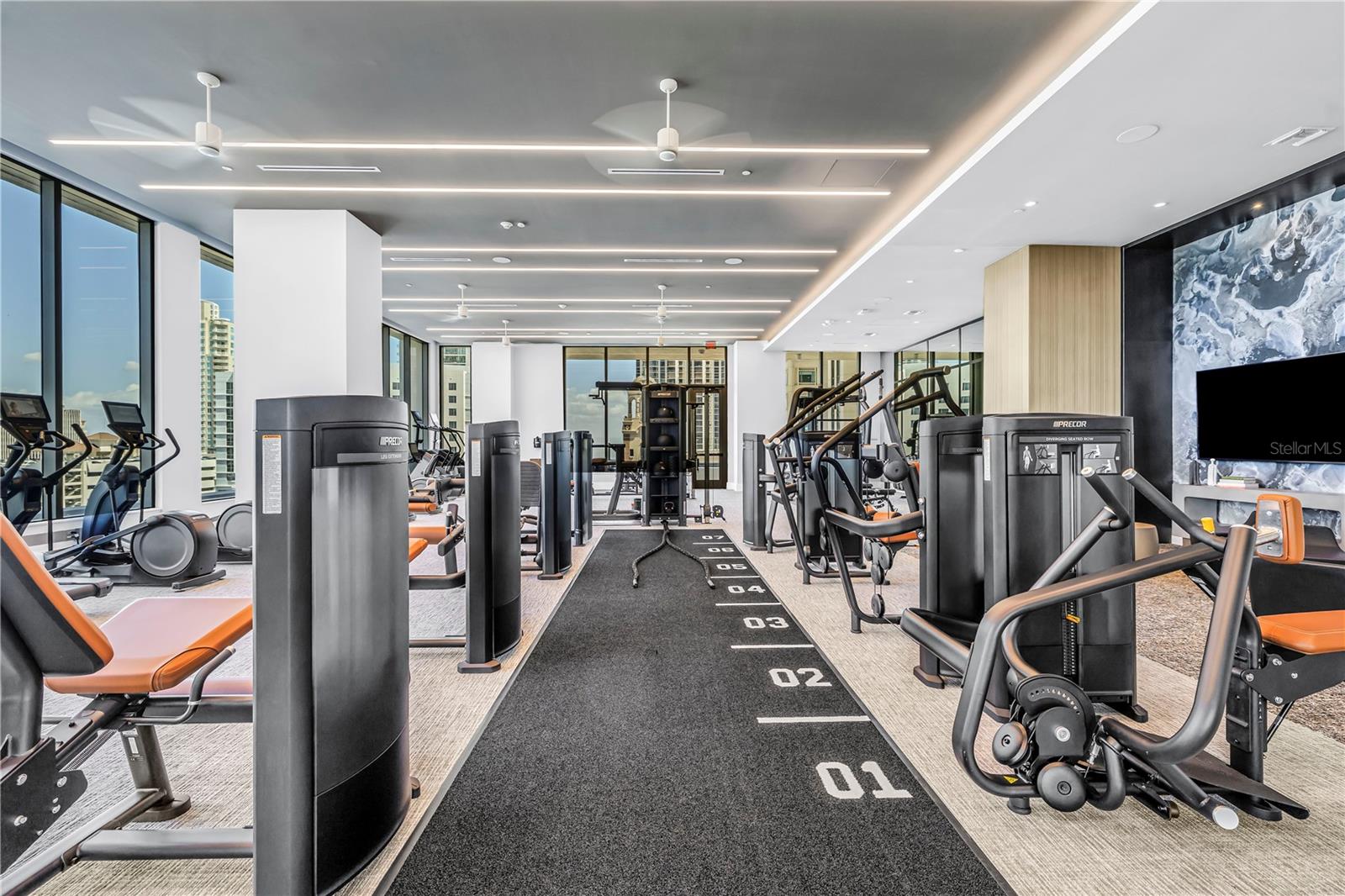 Image 54 of 70 For 275 1st Avenue S 1703