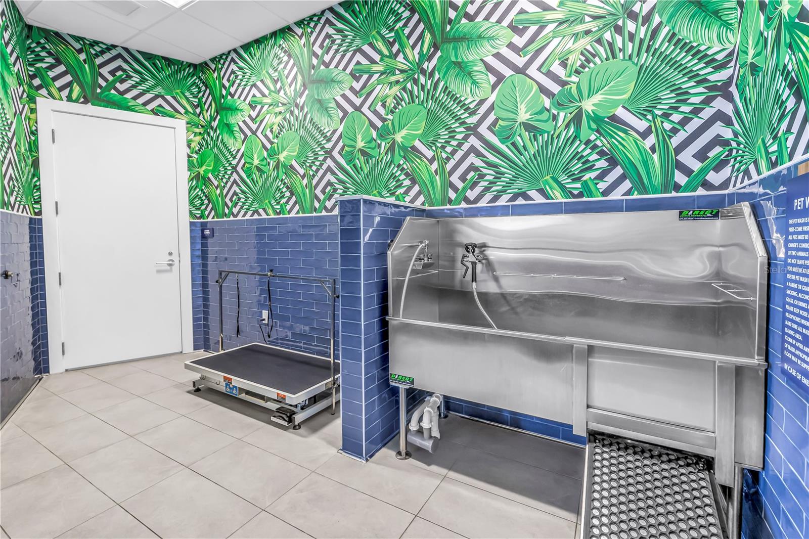 Image 64 of 70 For 275 1st Avenue S 1703