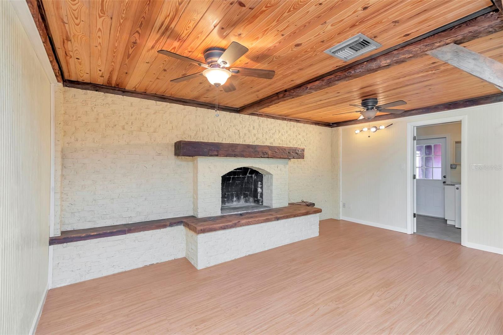 Image 10 of 39 For 8350 94th Avenue