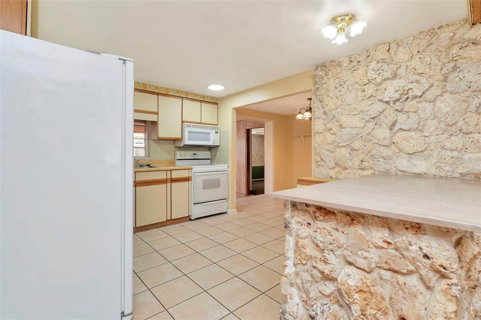 Image 14 of 39 For 8350 94th Avenue