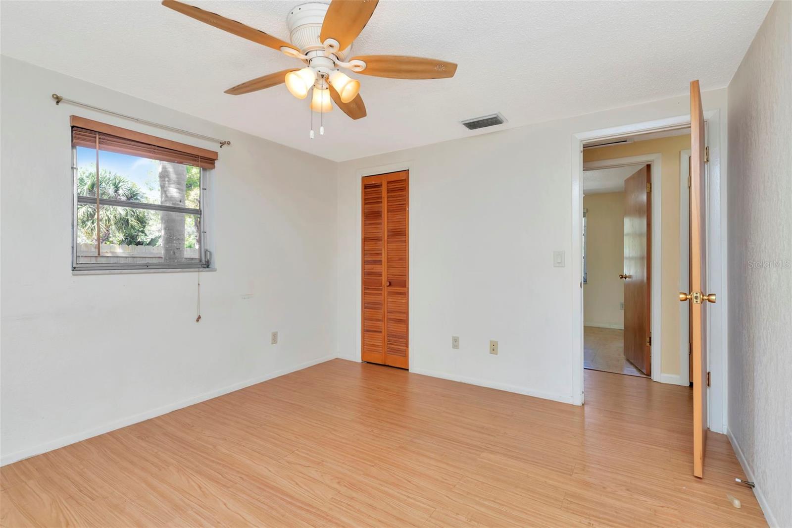 Image 21 of 39 For 8350 94th Avenue