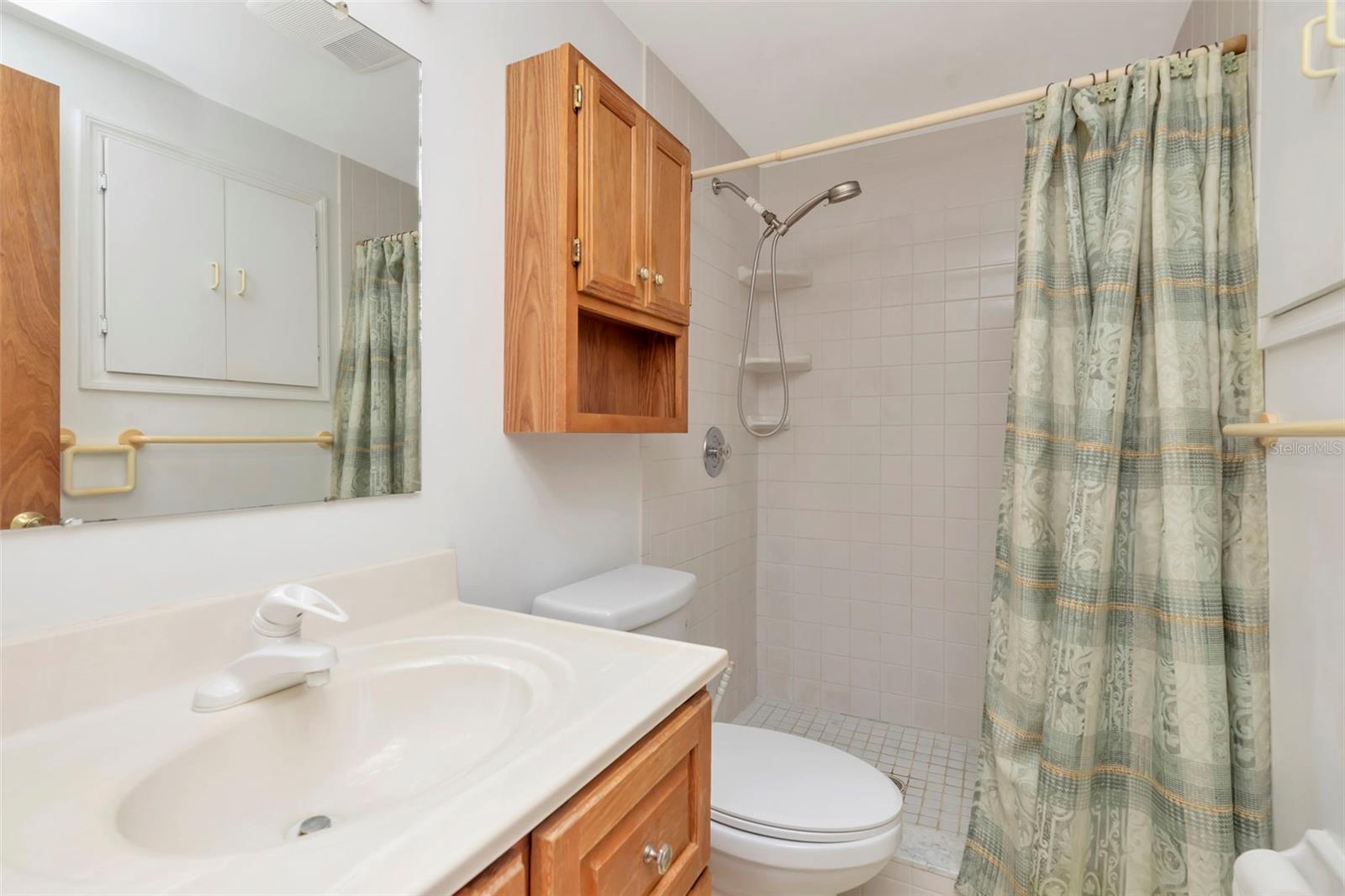 Image 22 of 39 For 8350 94th Avenue