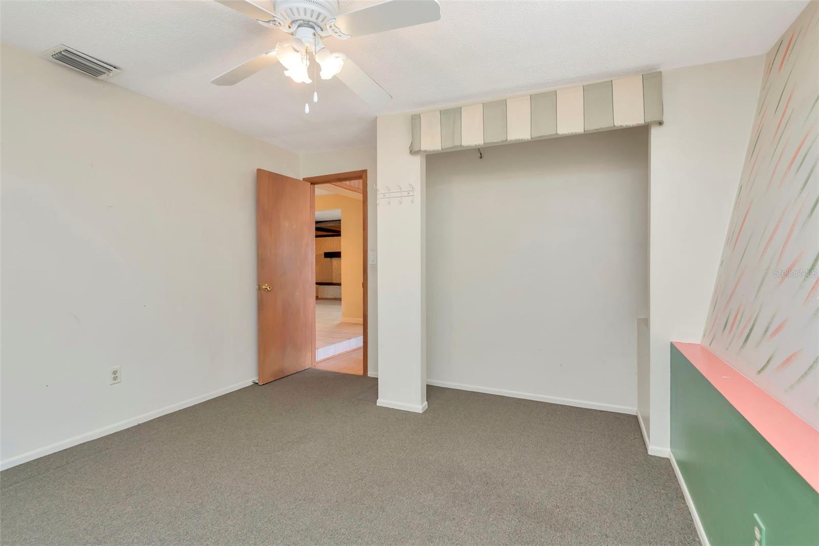 Image 29 of 39 For 8350 94th Avenue