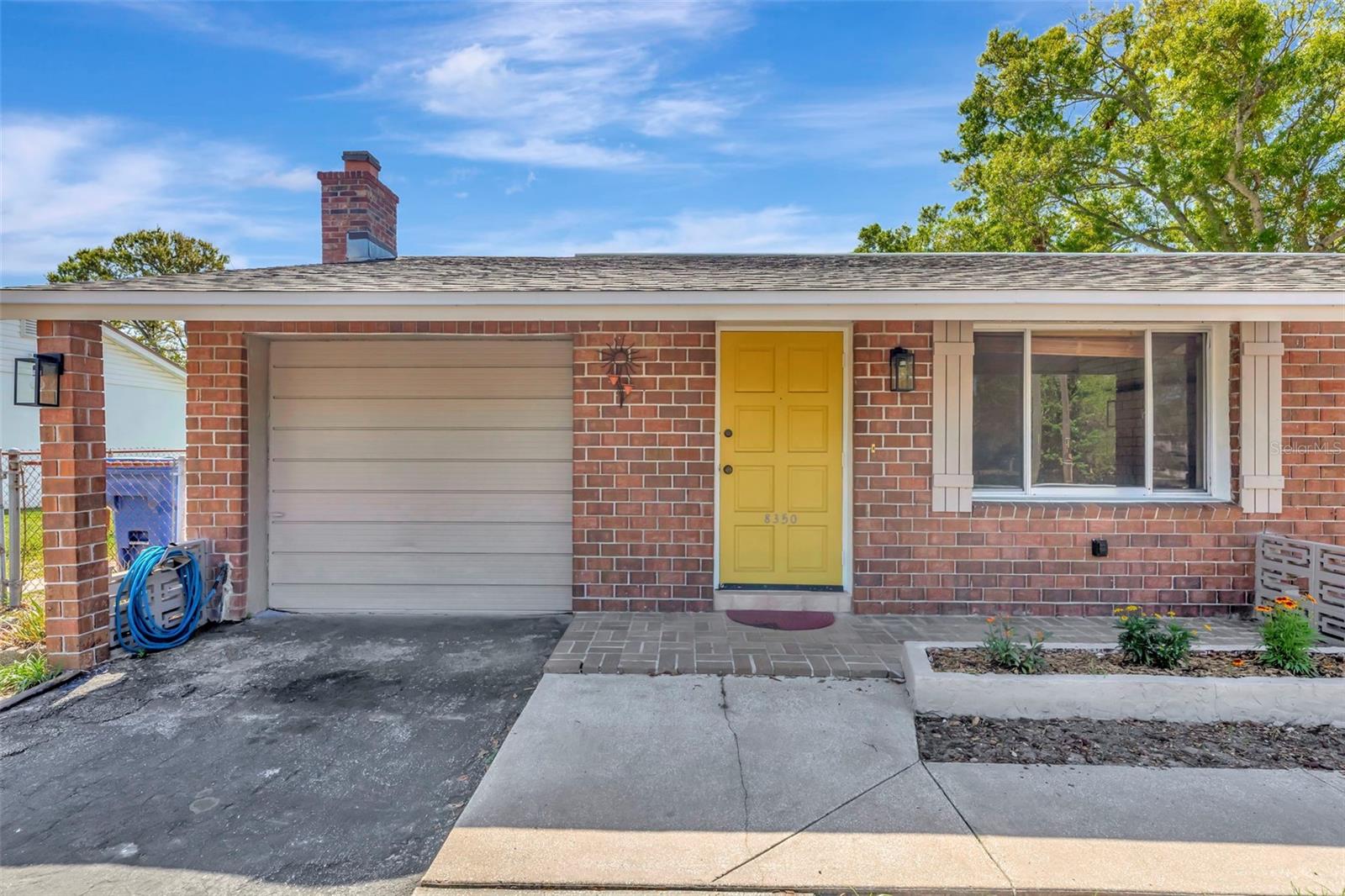 Image 4 of 39 For 8350 94th Avenue