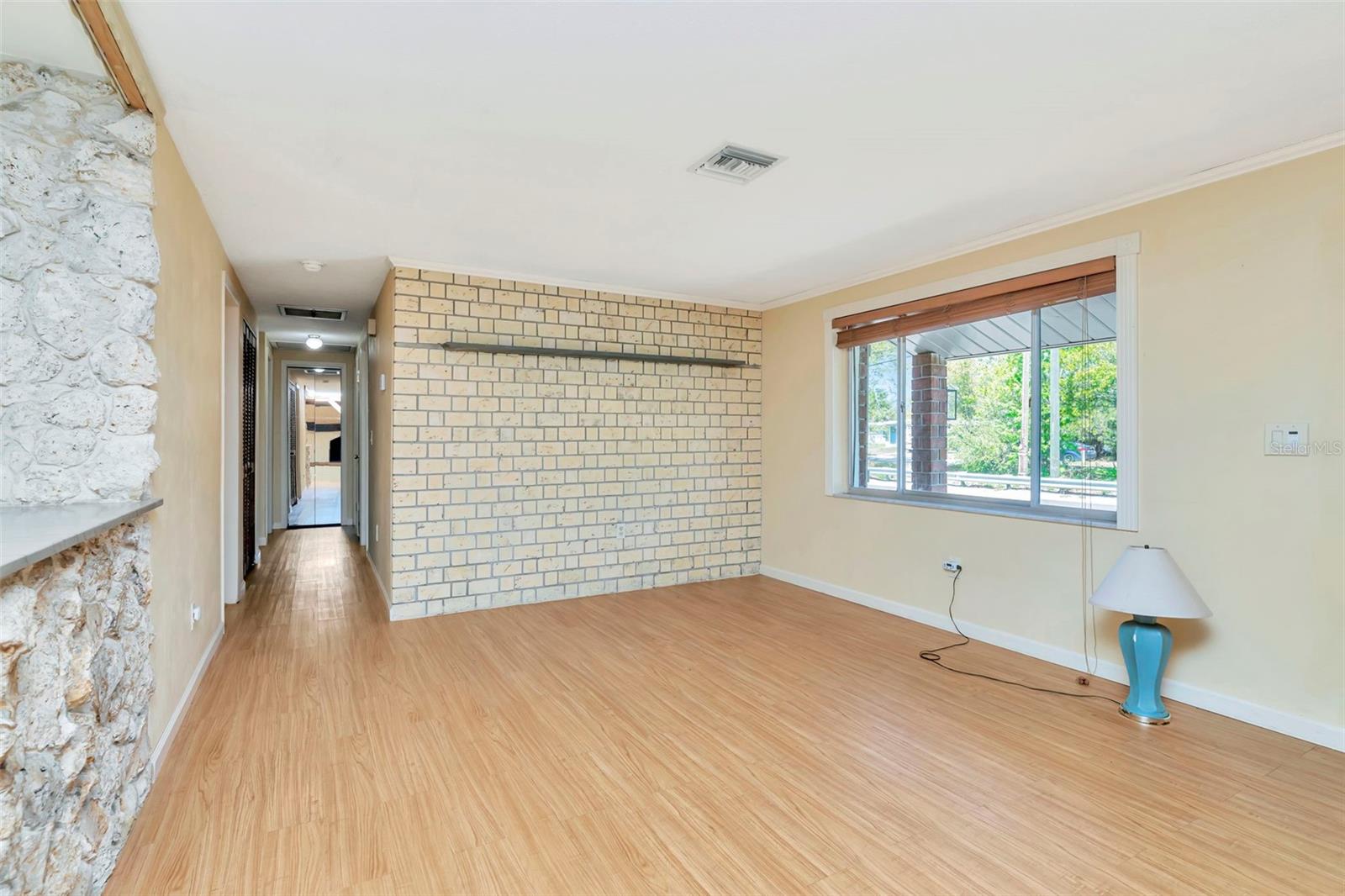 Image 8 of 39 For 8350 94th Avenue