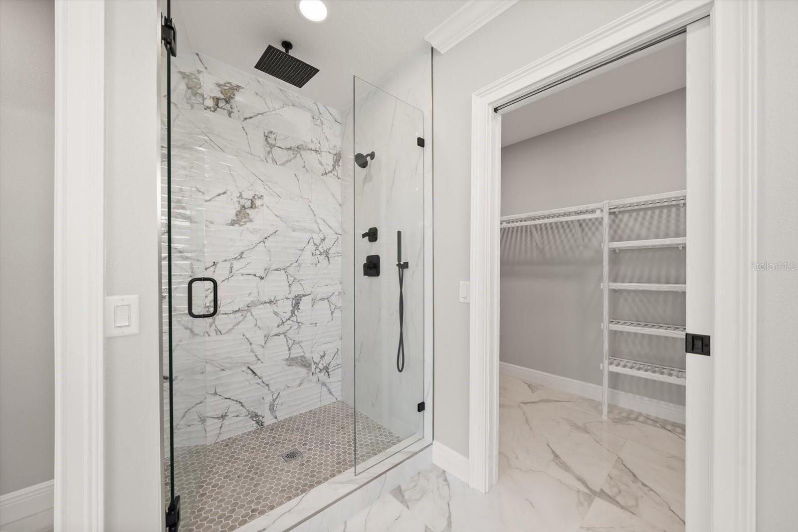 Image 27 of 48 For 211 Dolphin Point 201