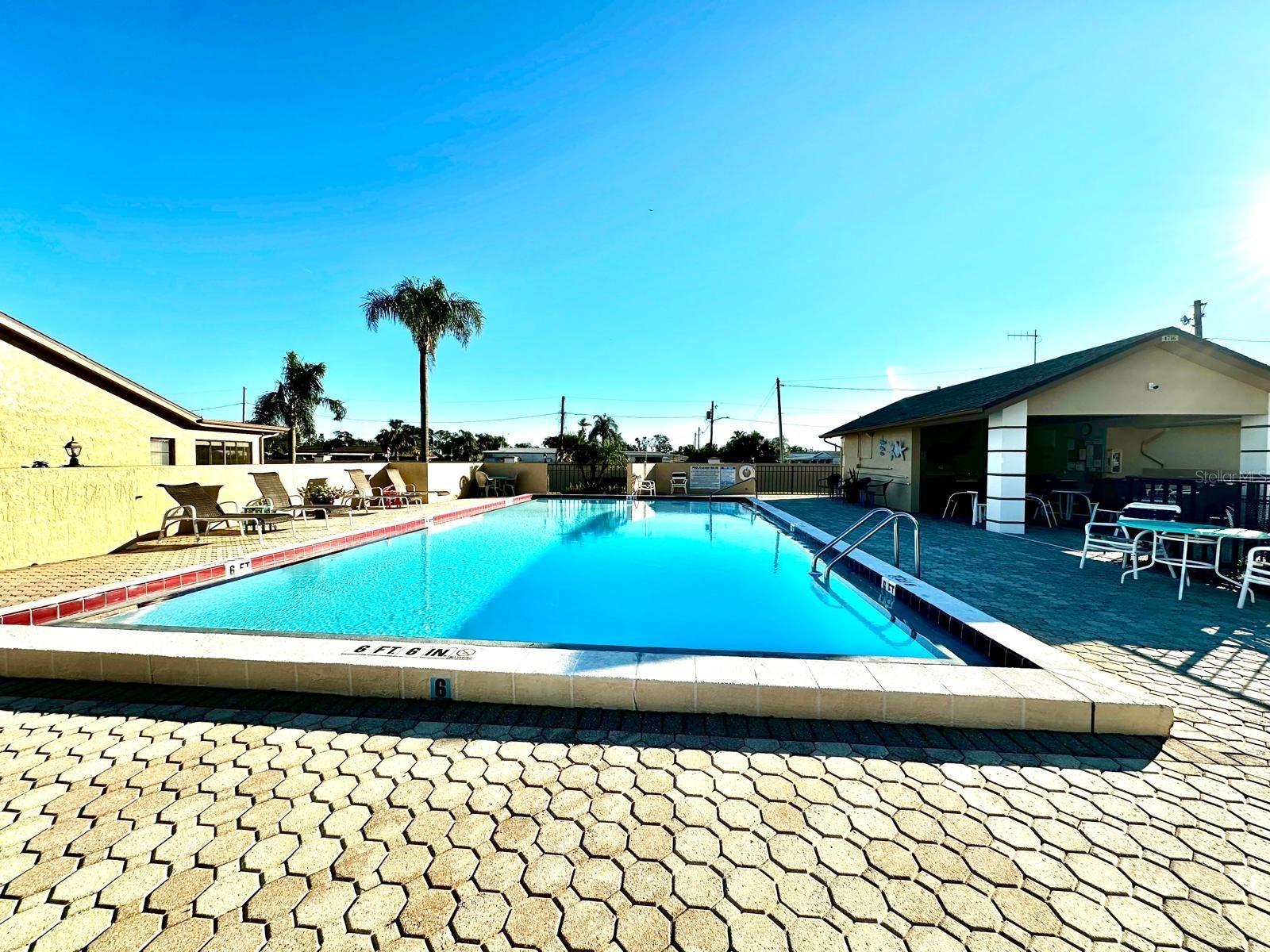 Image 5 of 32 For 4749 Sunny Loop 4749