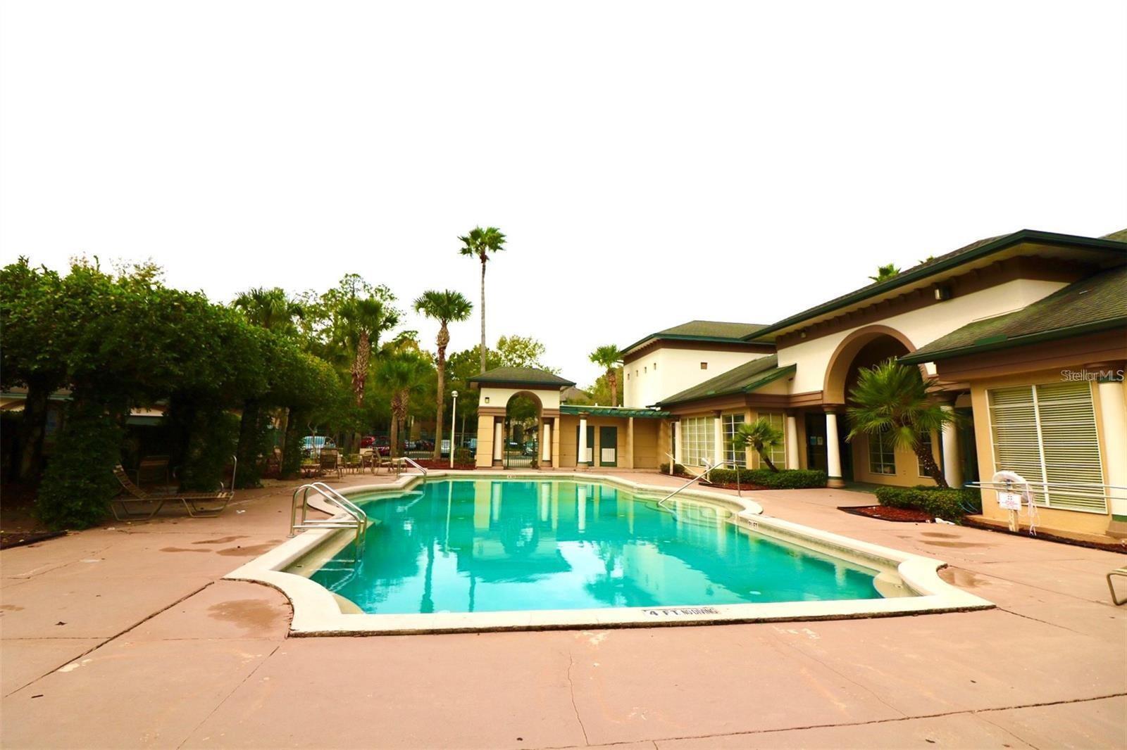 Image 20 of 25 For 17112 Carrington Park Drive 924