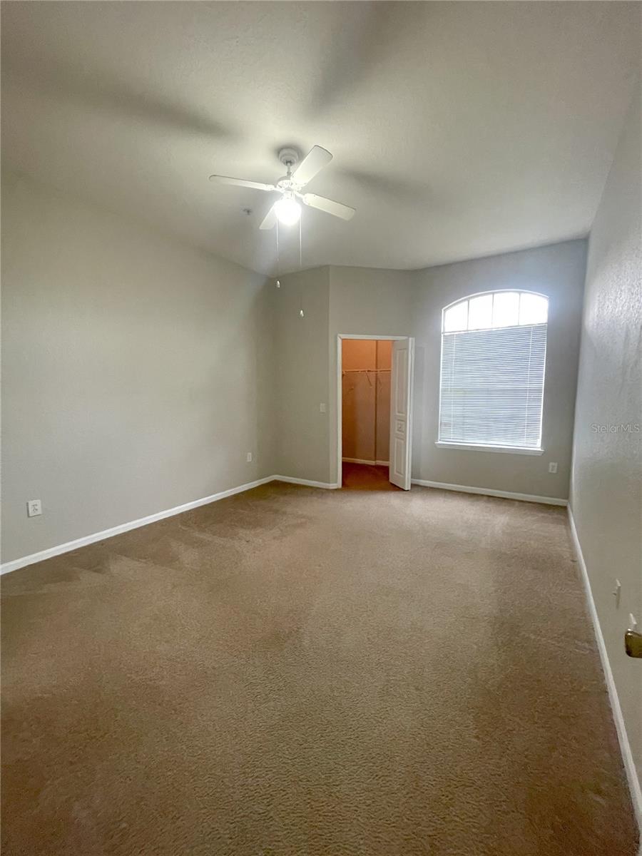 Image 8 of 25 For 17112 Carrington Park Drive 924