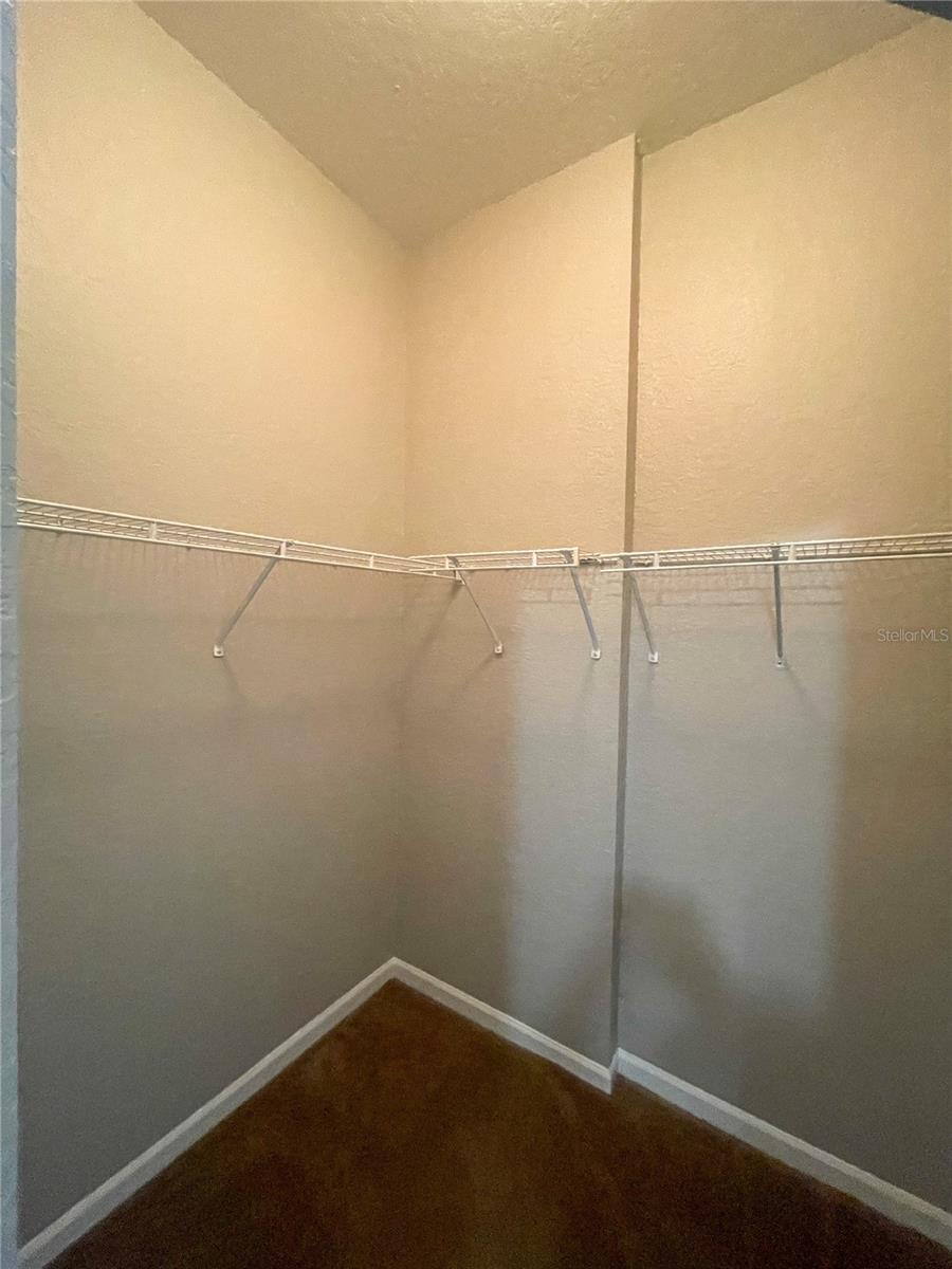 Image 9 of 25 For 17112 Carrington Park Drive 924