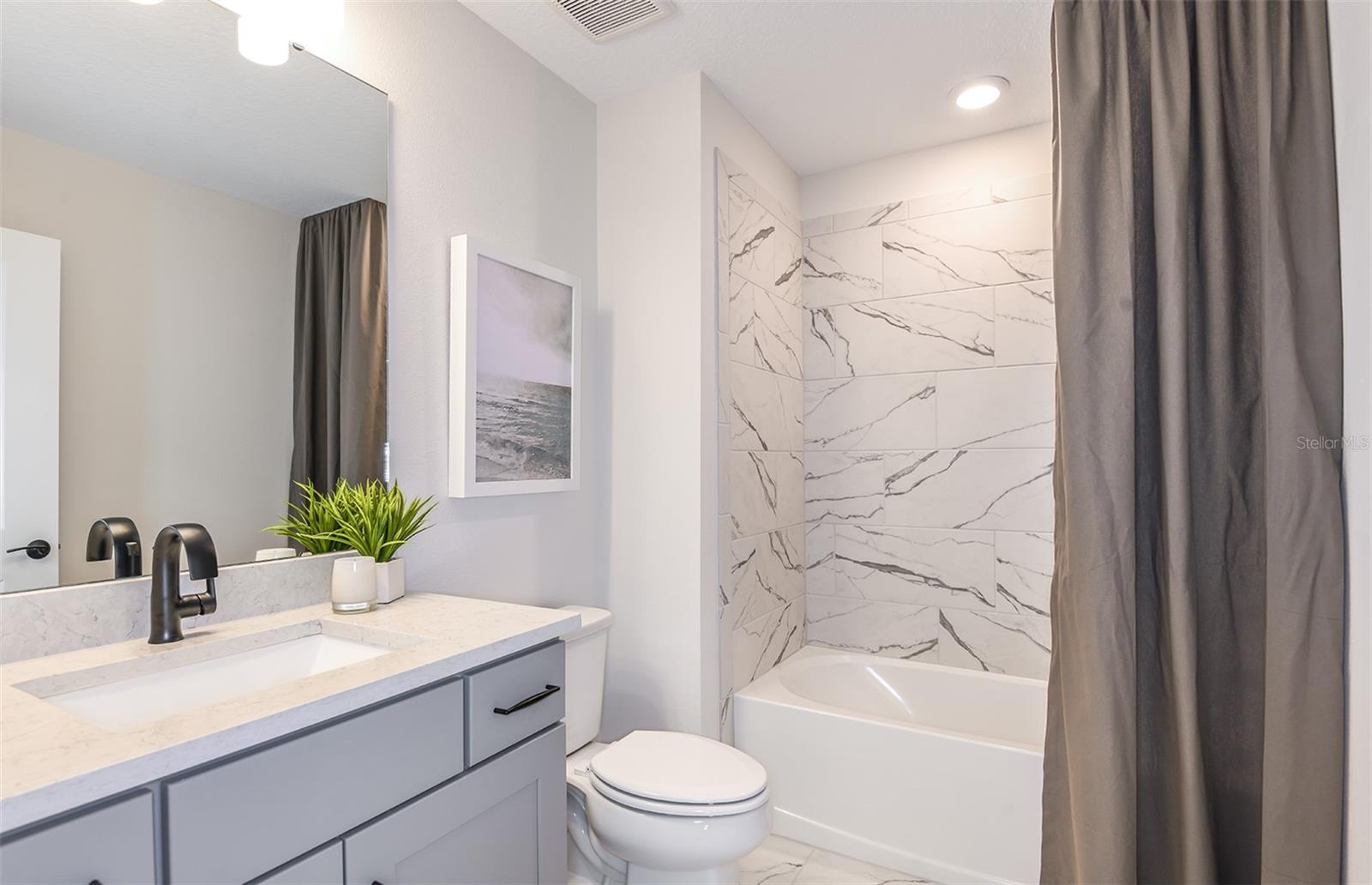 Image 15 of 32 For 13504 Canyon Ridge Road