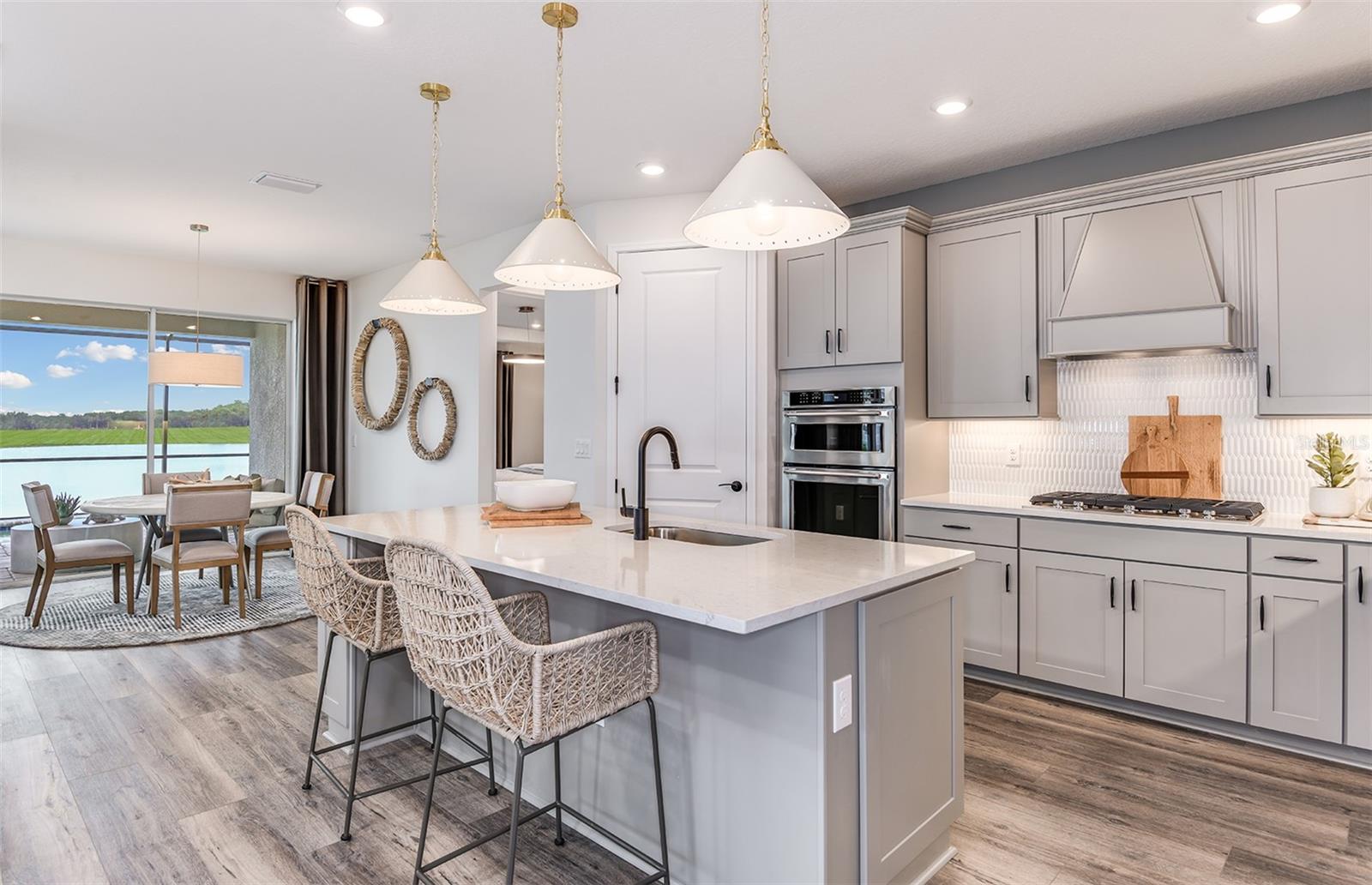 Image 3 of 32 For 13504 Canyon Ridge Road