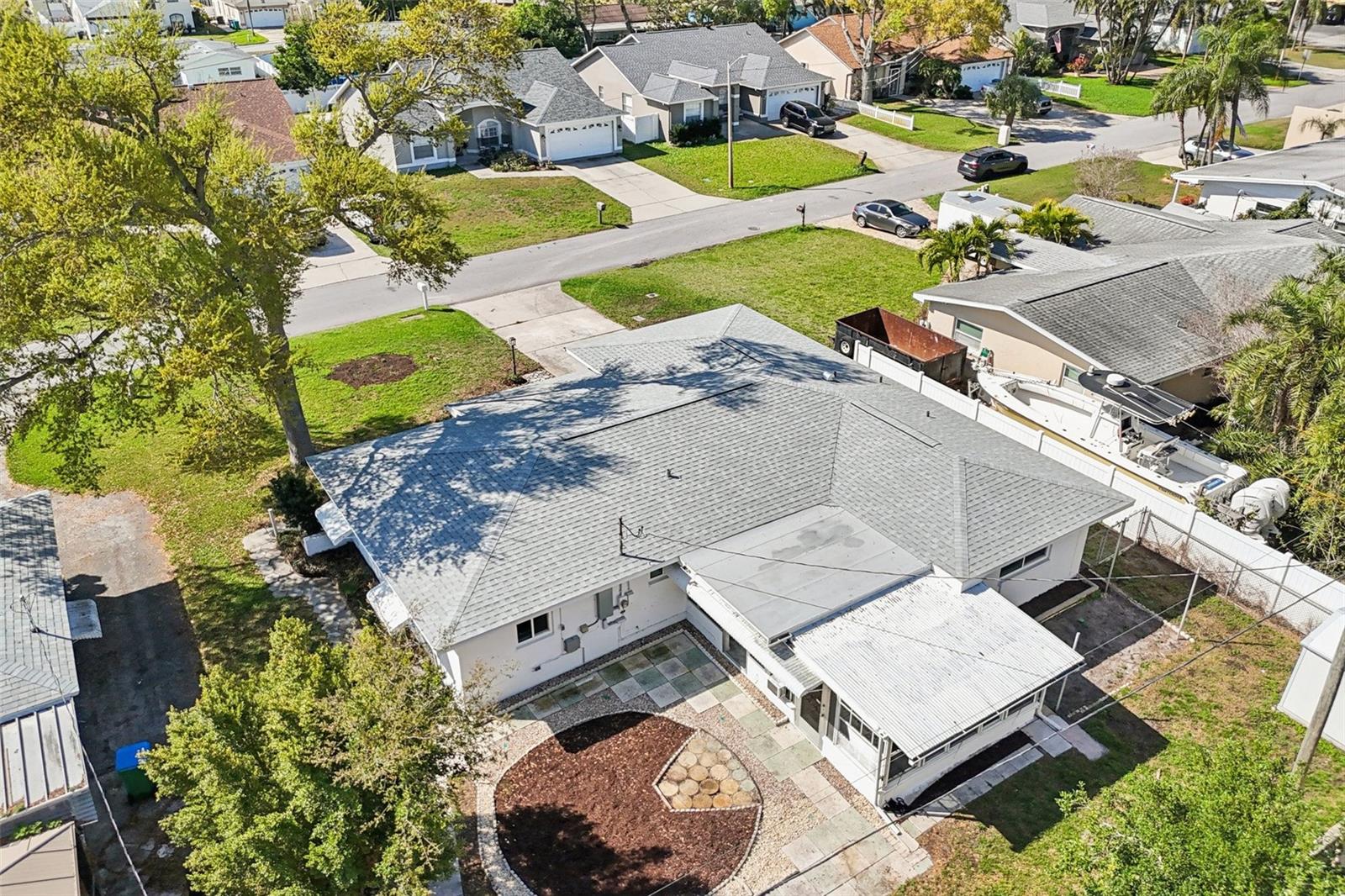 Image 27 of 33 For 10569 Lake Vista Drive